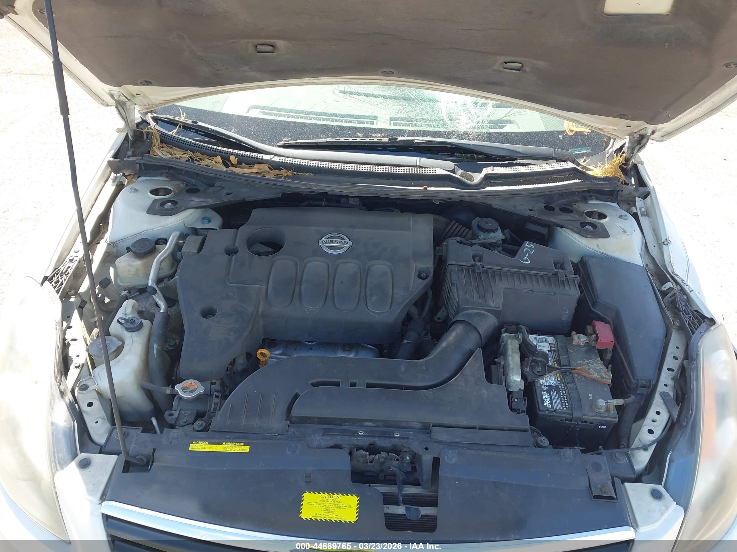 NISSAN ALTIMA image 10