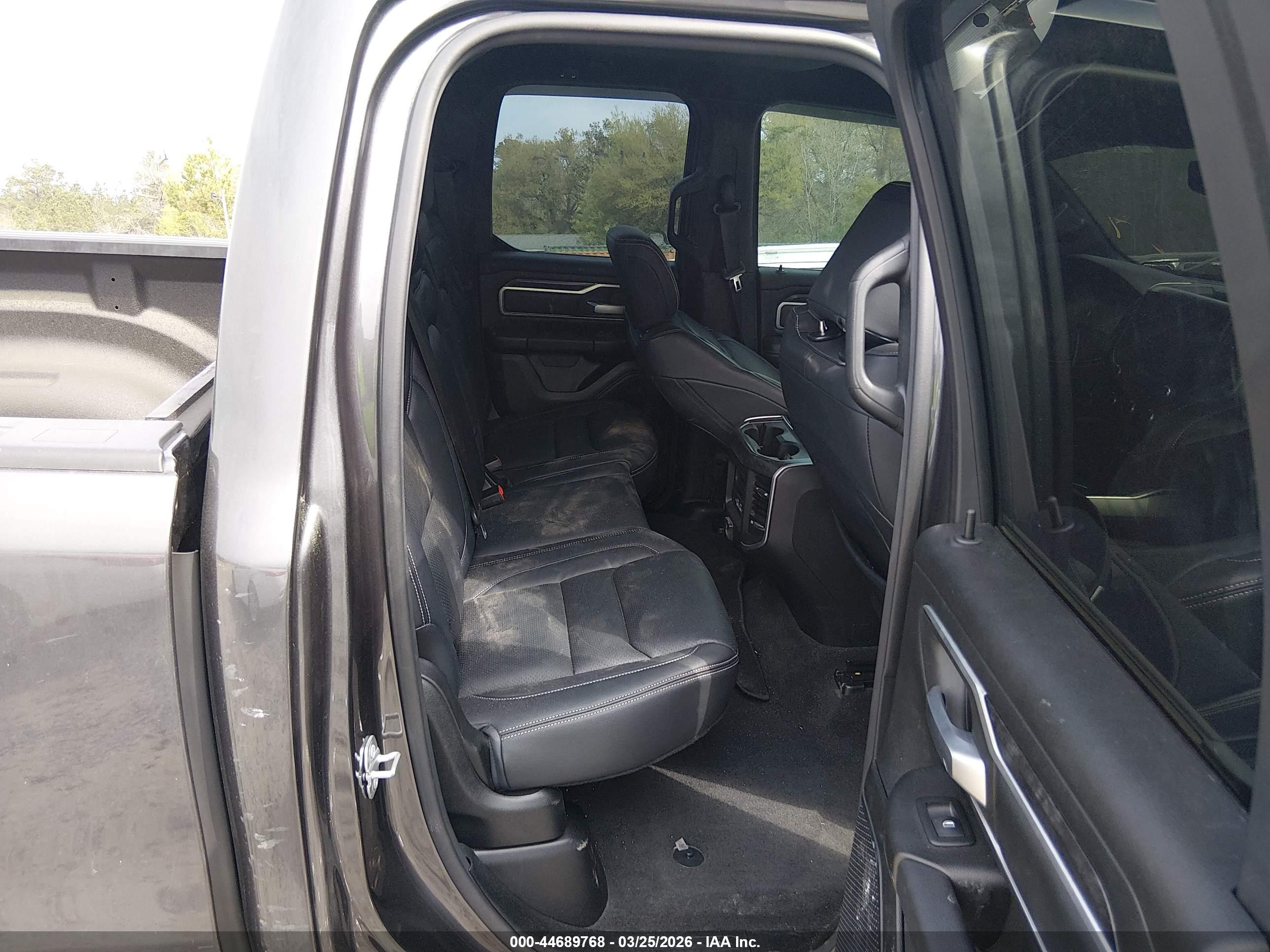 RAM 1500 image 8