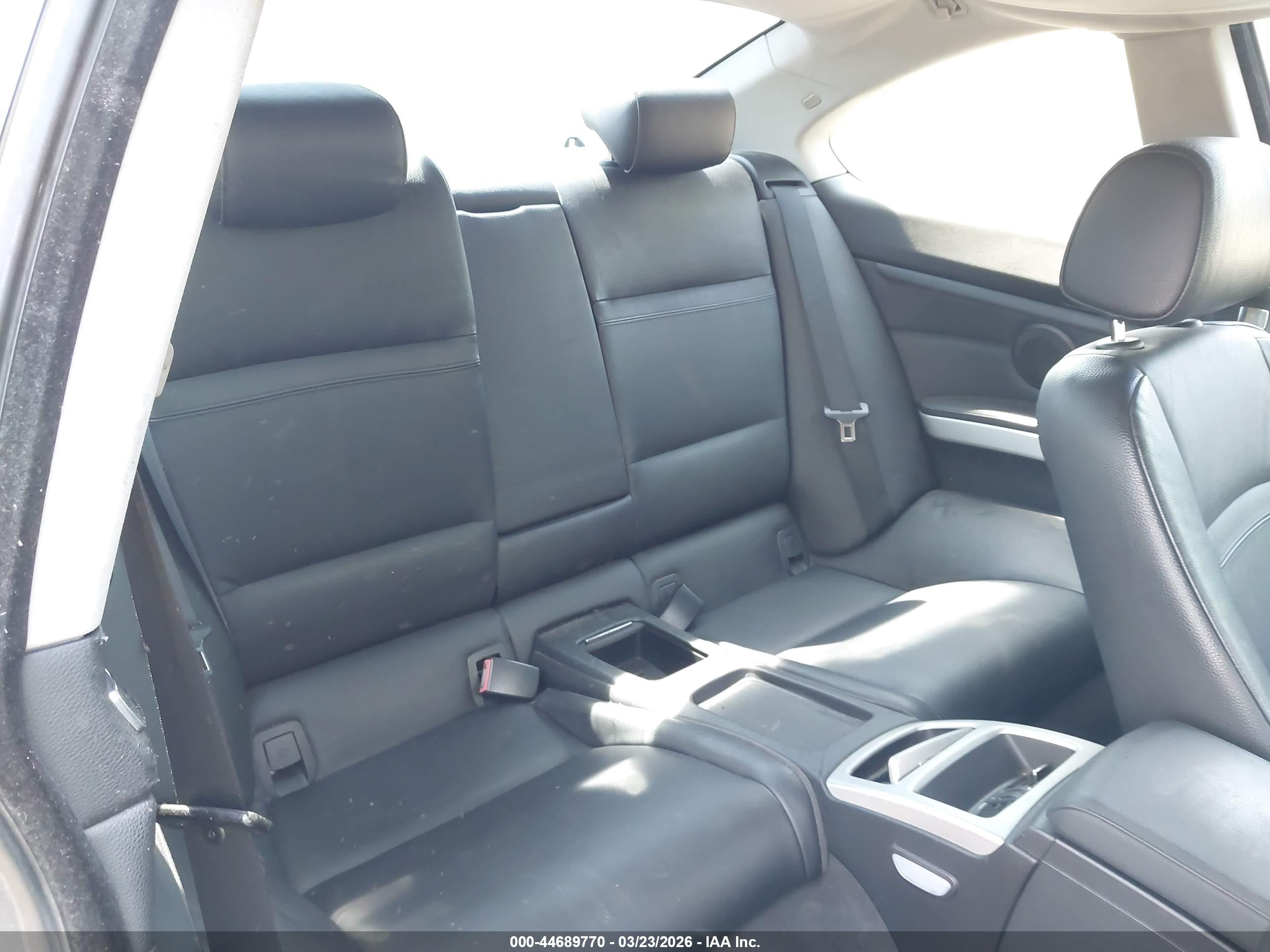 BMW 328I image 8