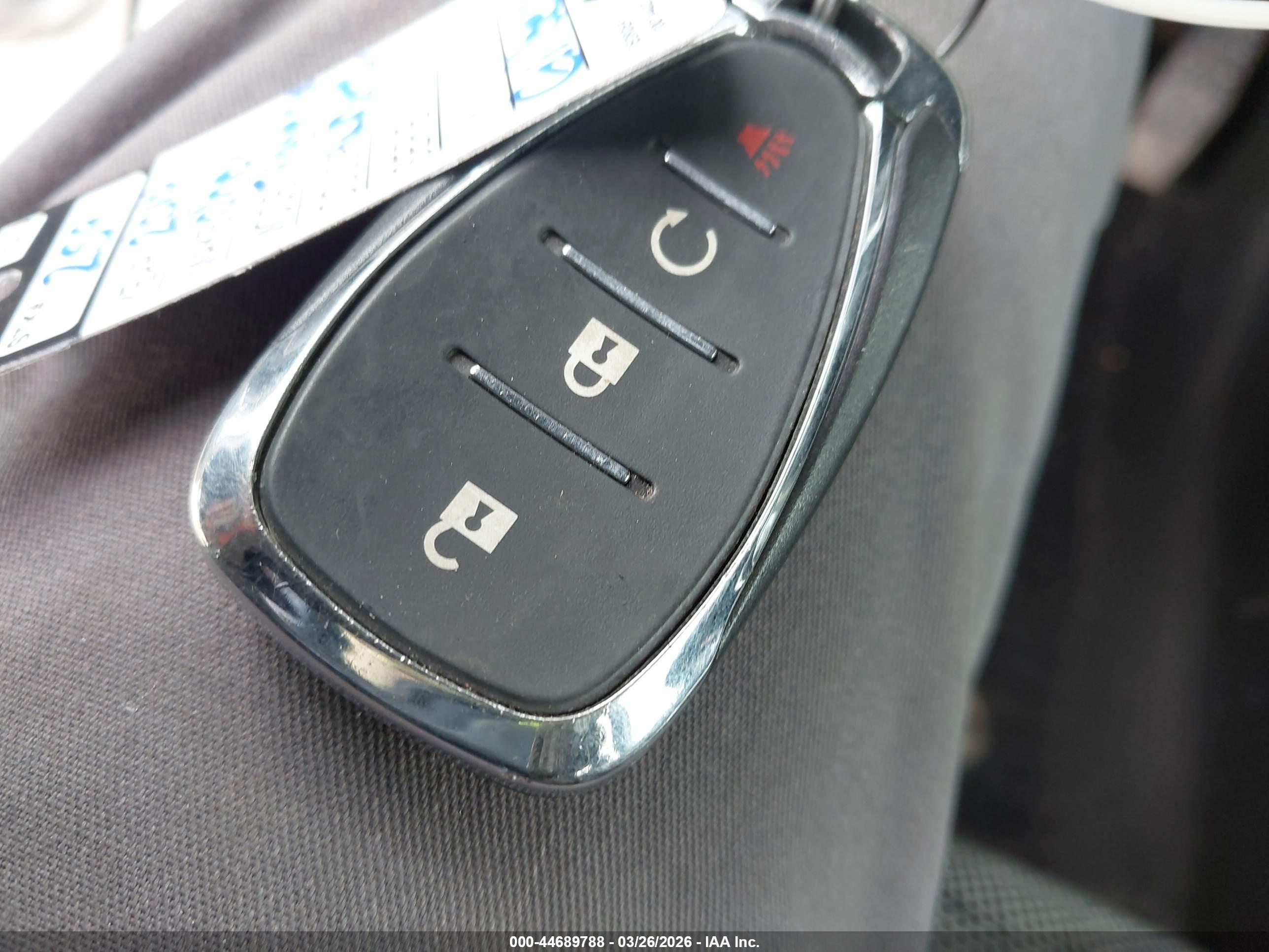 CHEVROLET TRAVERSE image 11