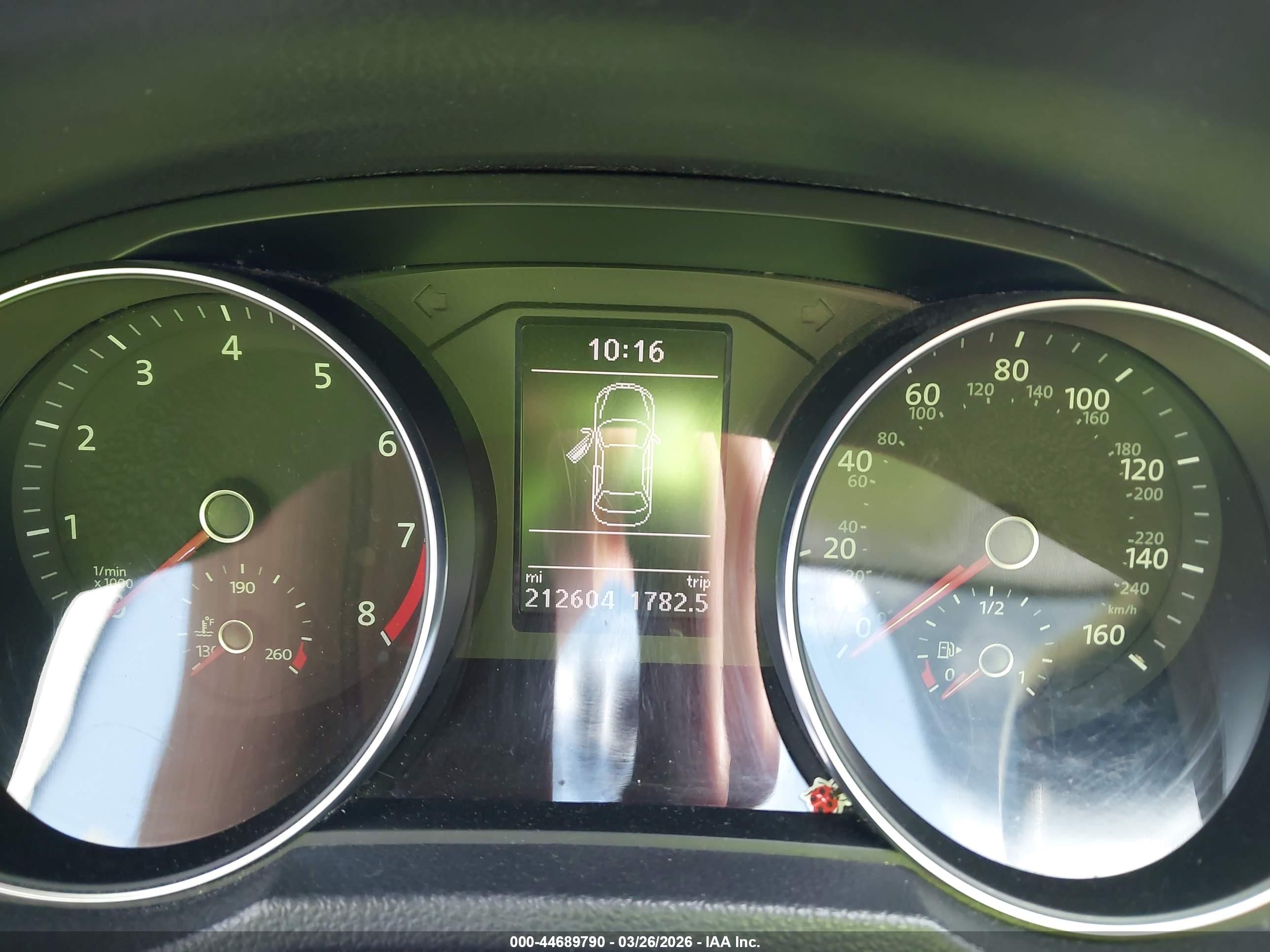 VOLKSWAGEN PASSAT image 7