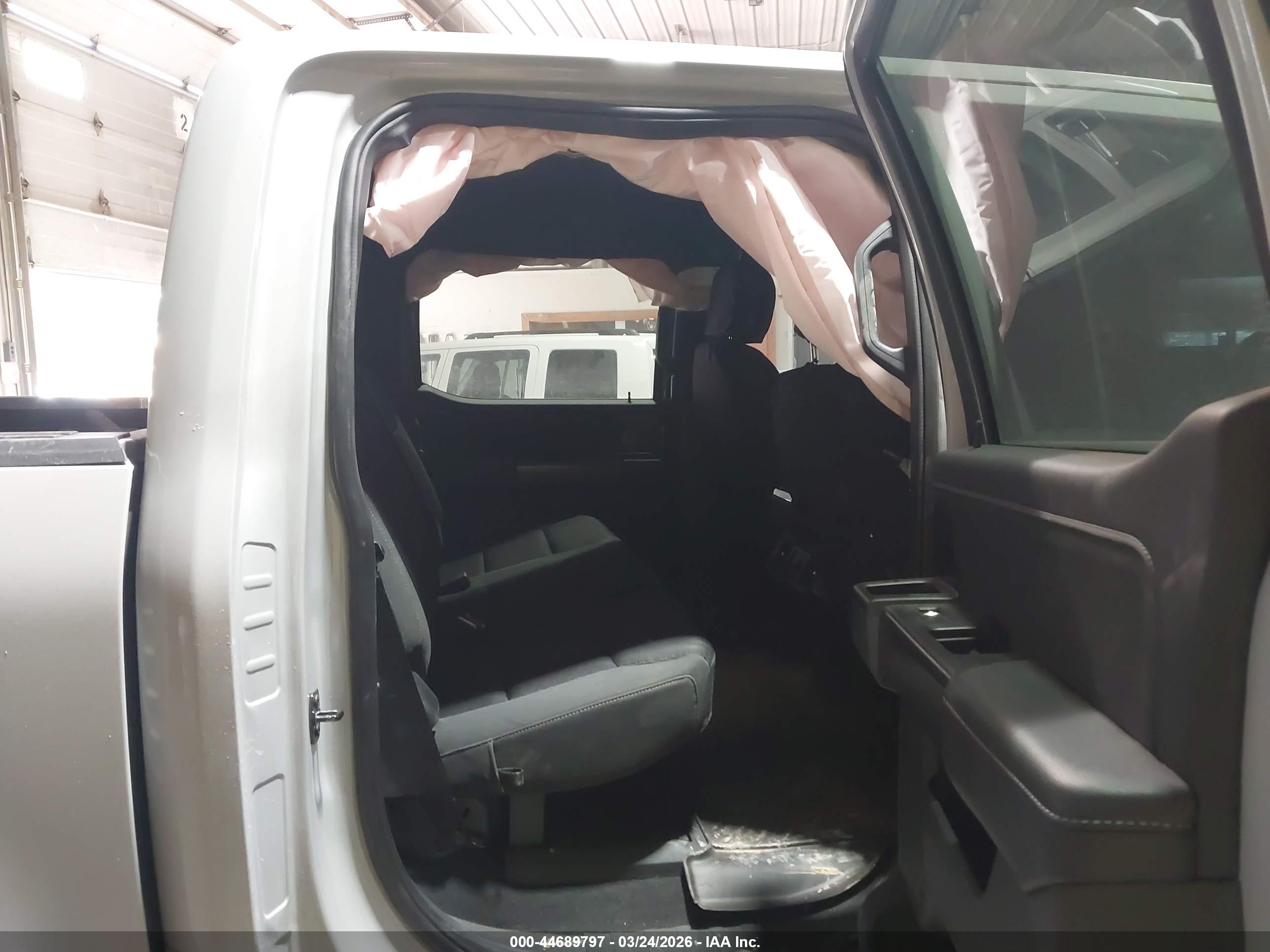 FORD F-150 image 8