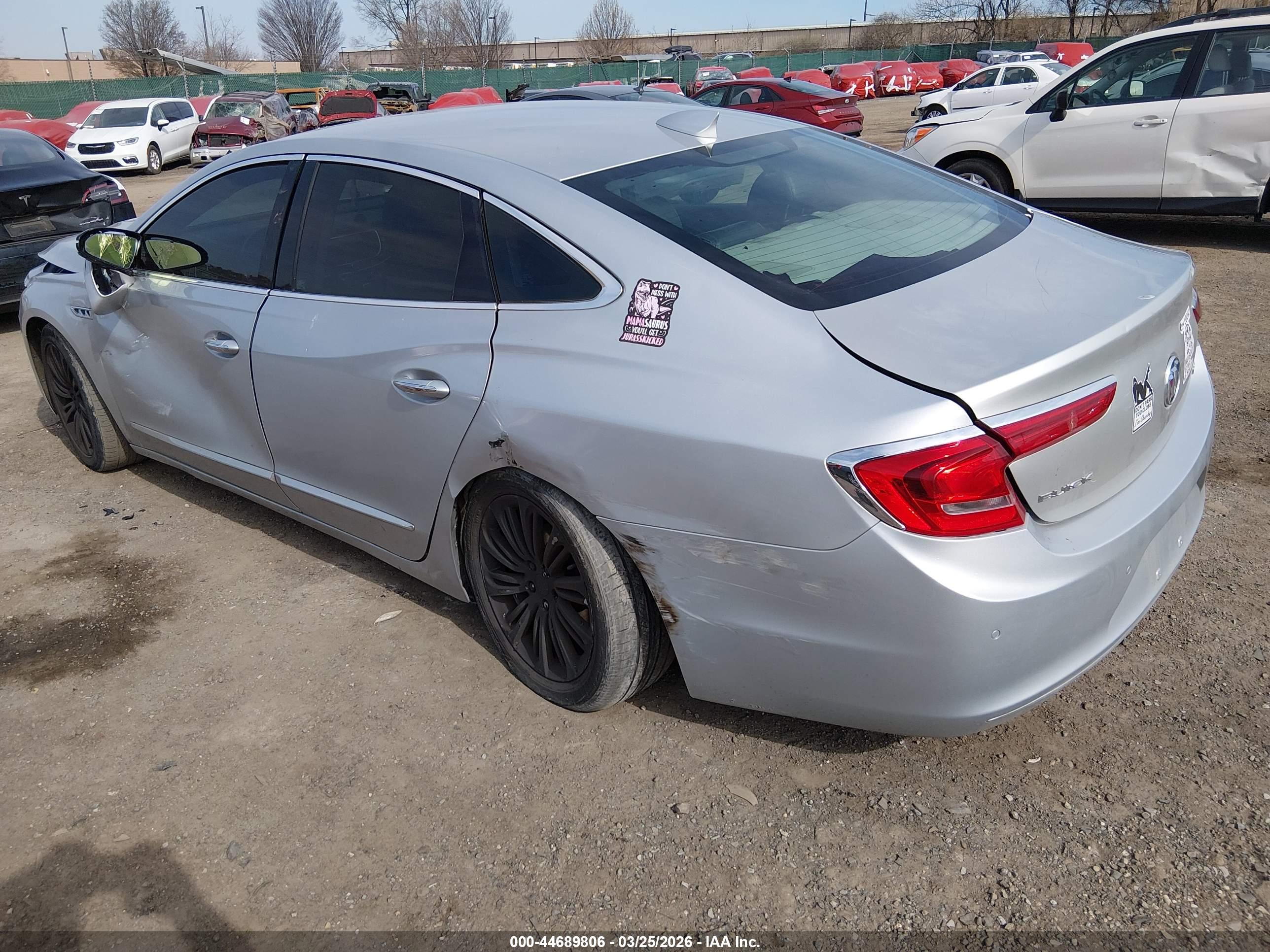 BUICK LACROSSE image 3