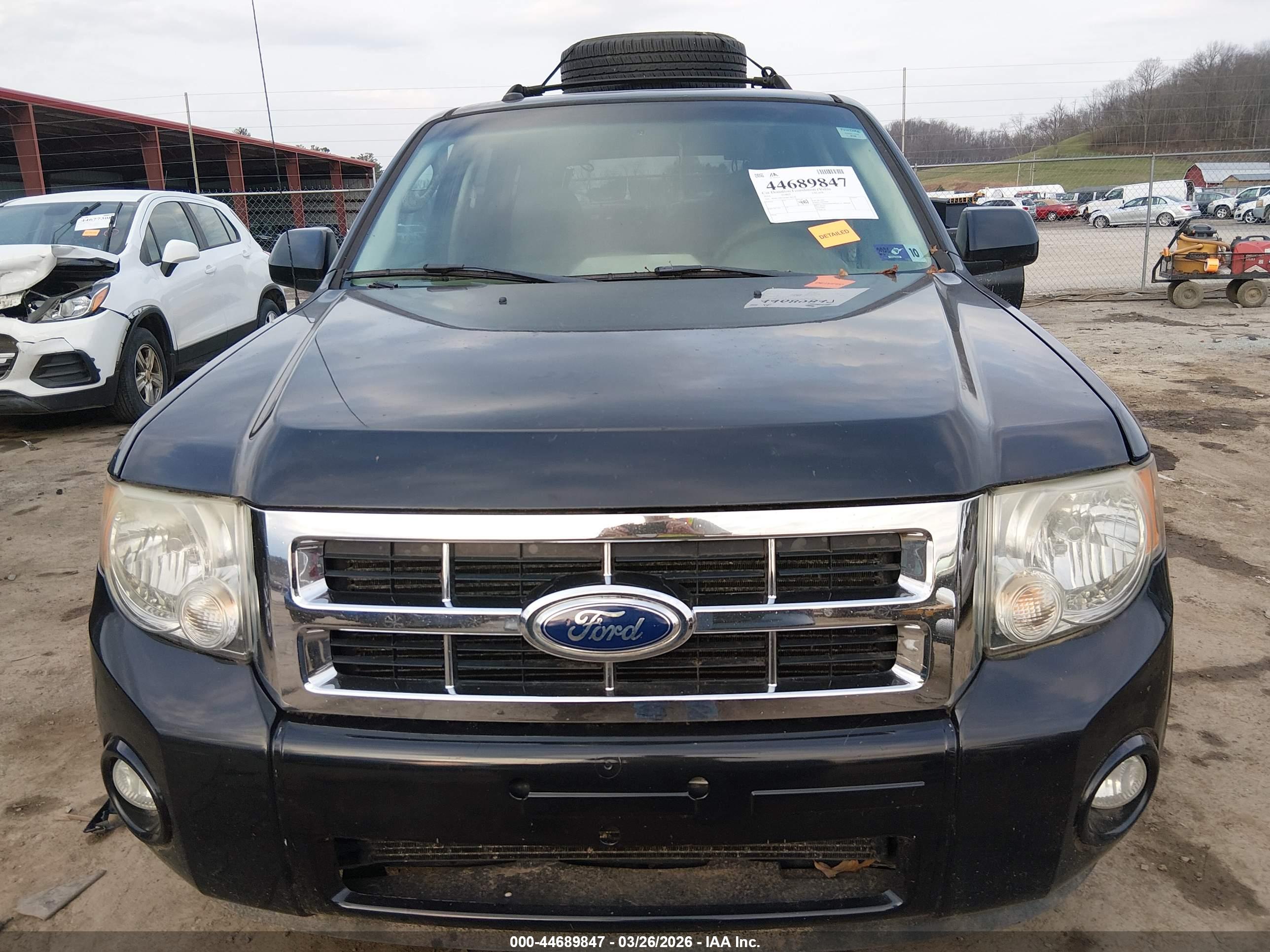 FORD ESCAPE image 6