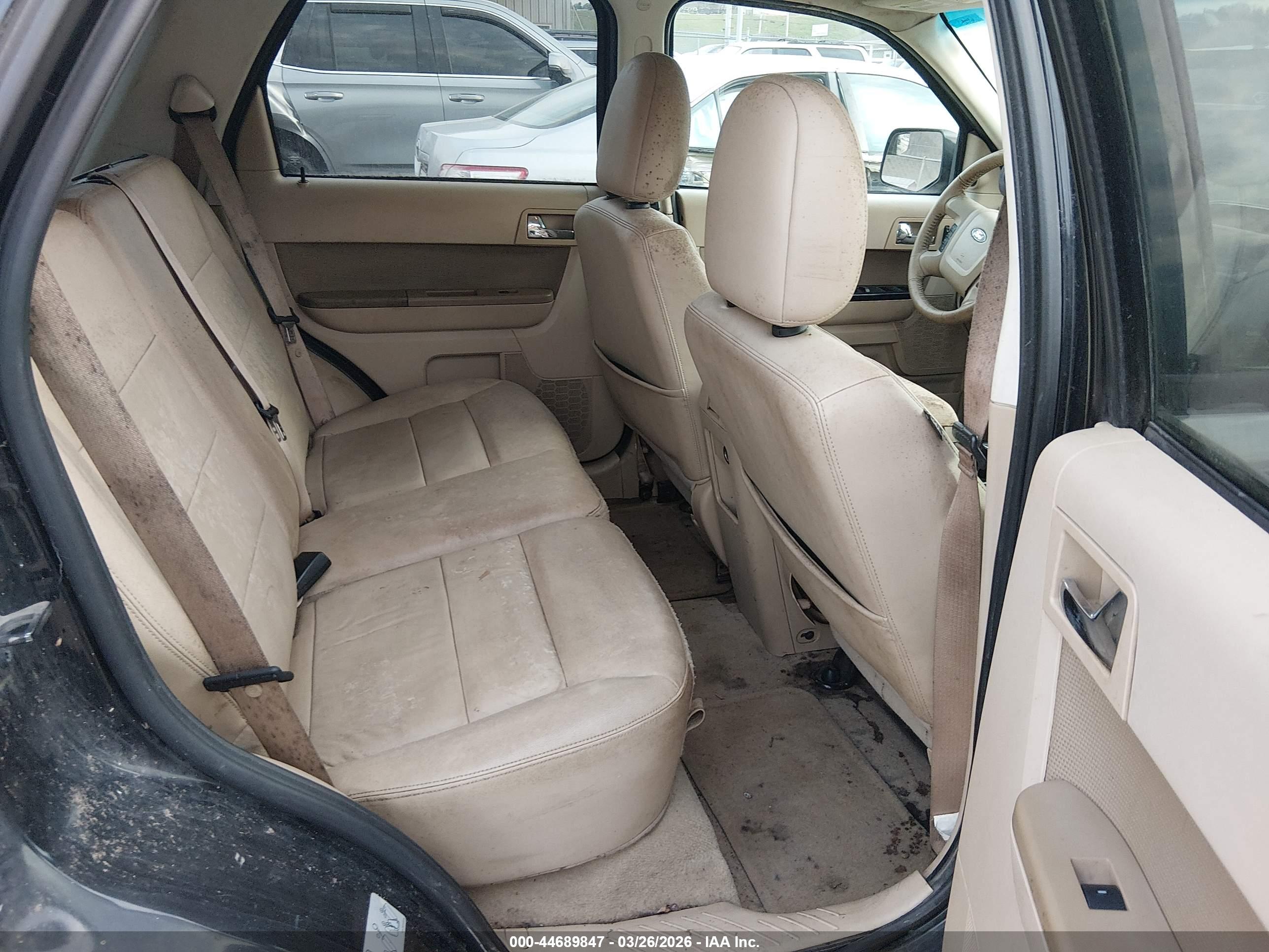 FORD ESCAPE image 8
