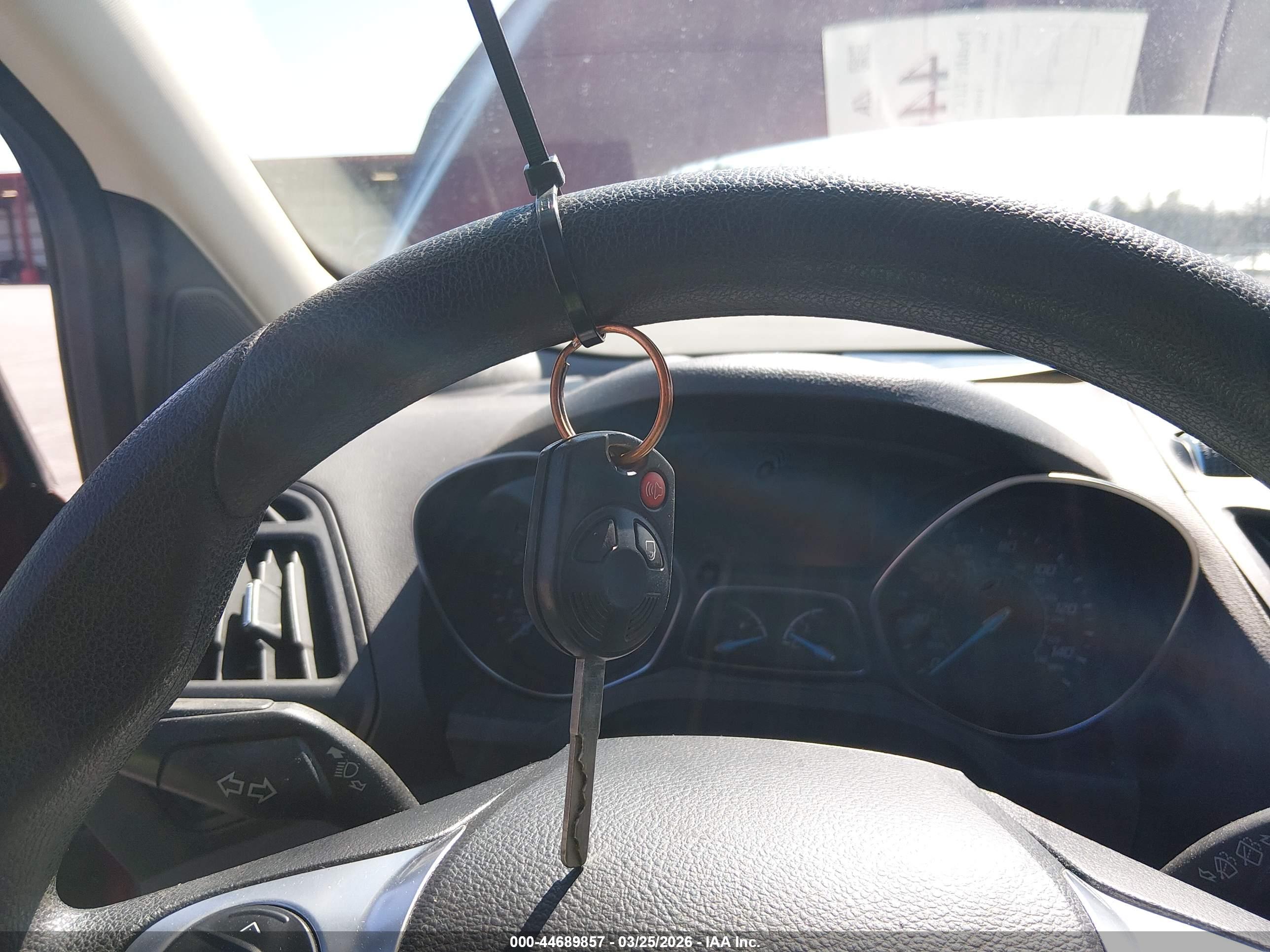 FORD ESCAPE image 11