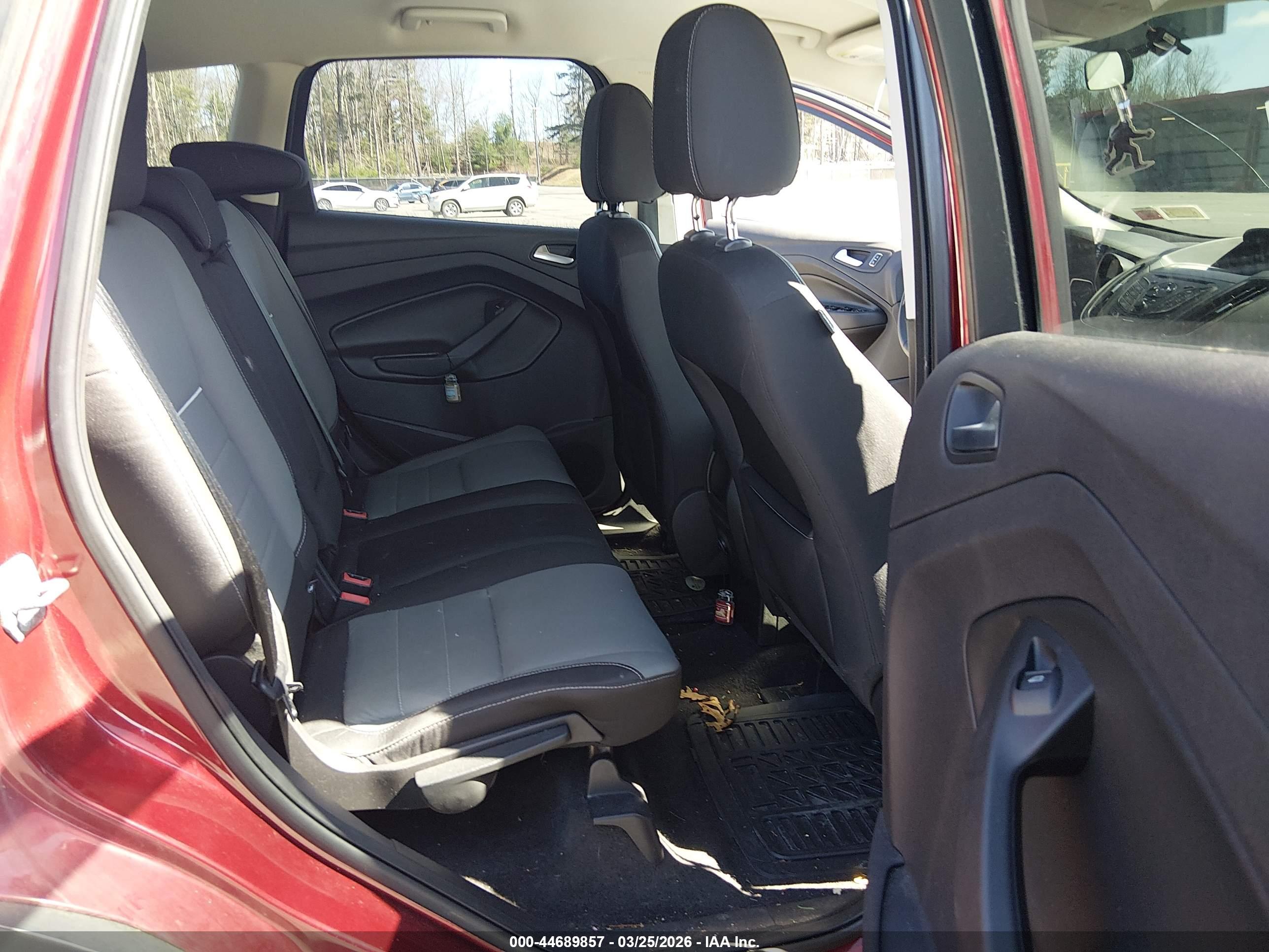 FORD ESCAPE image 8