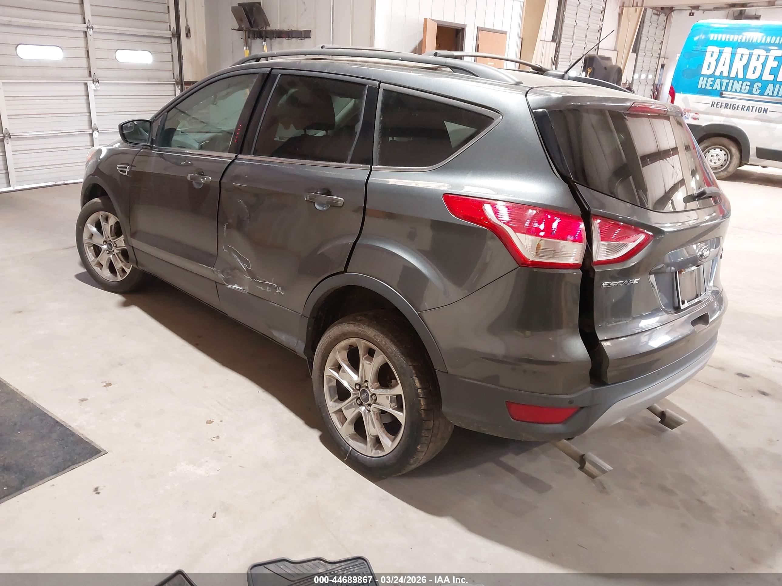 FORD ESCAPE image 3