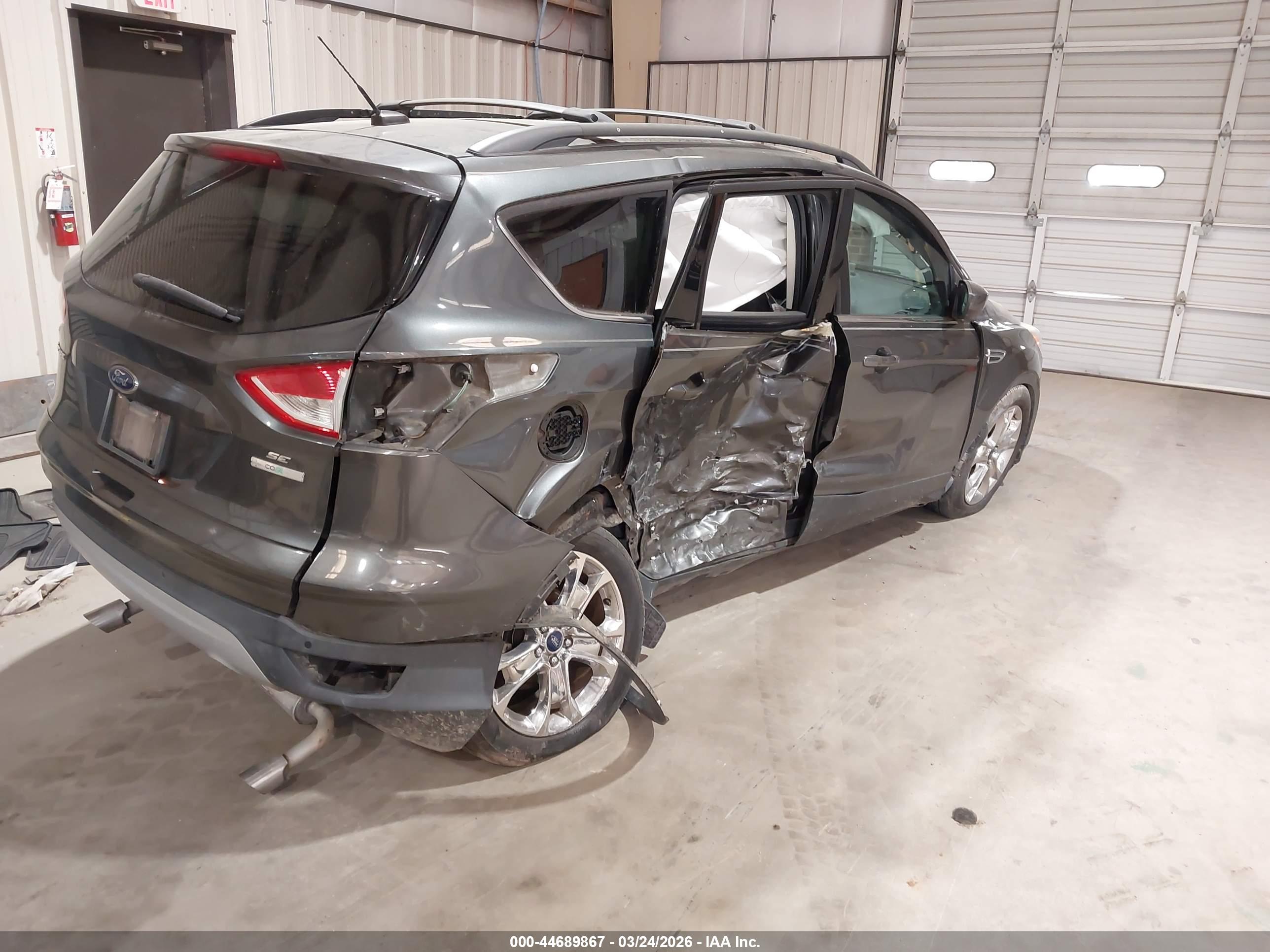 FORD ESCAPE image 4