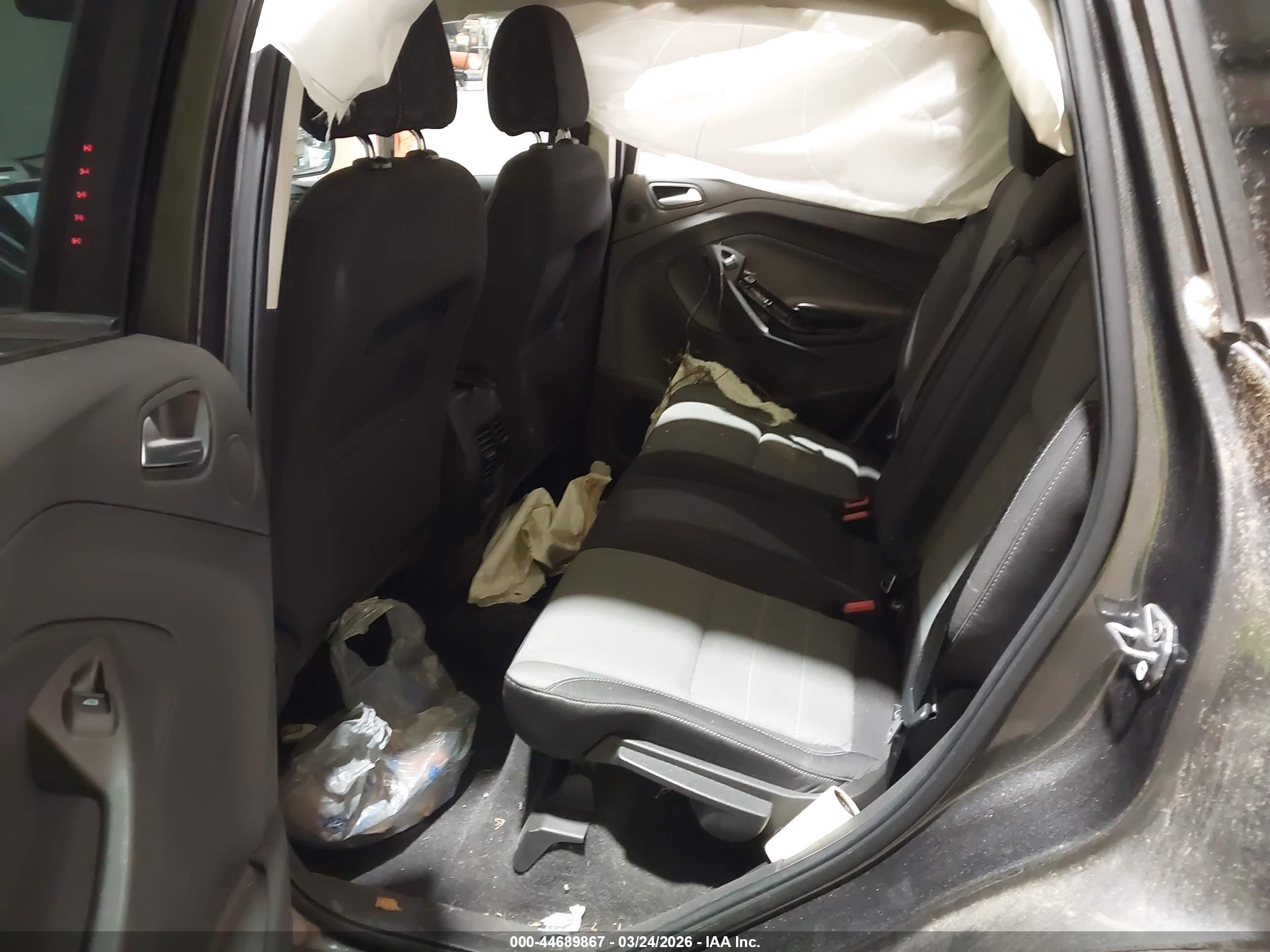 FORD ESCAPE image 8