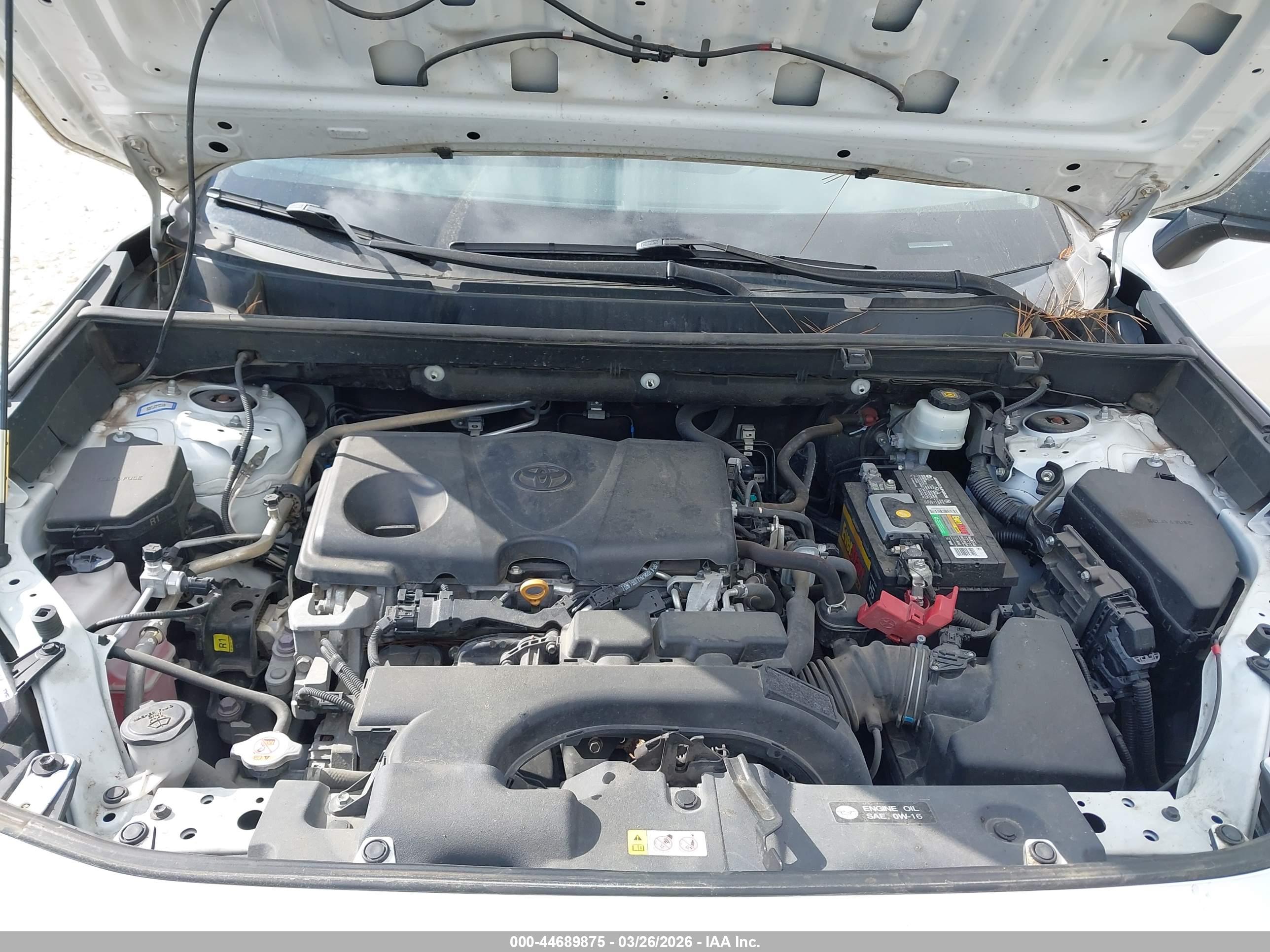 TOYOTA RAV4 image 10