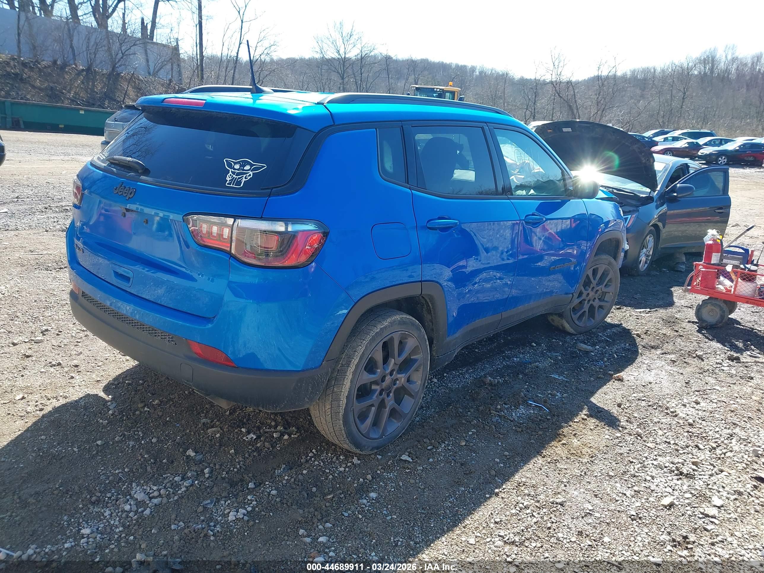 JEEP COMPASS image 4