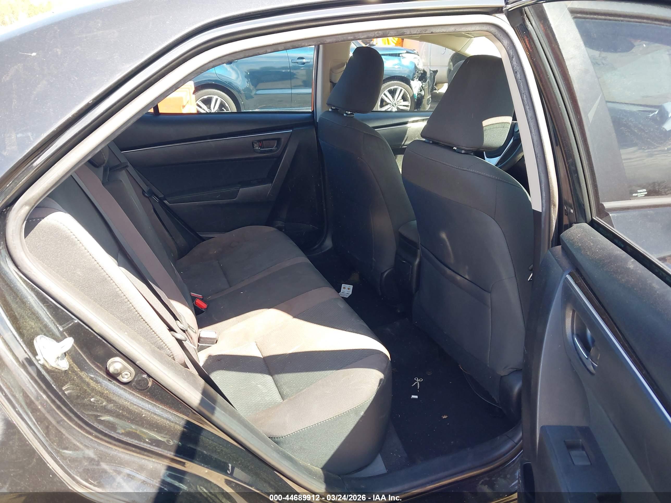 TOYOTA COROLLA image 8