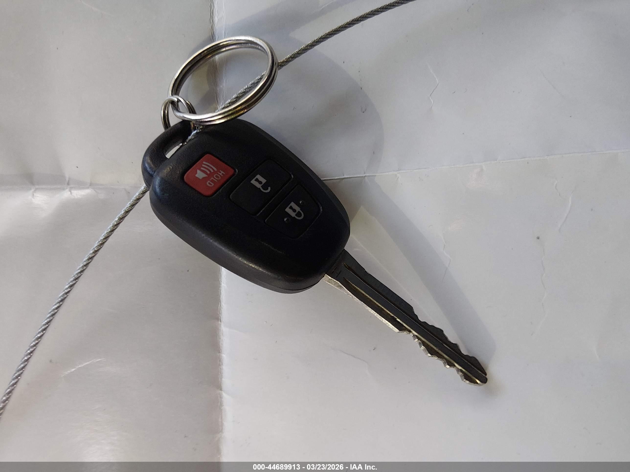 TOYOTA RAV4 image 11