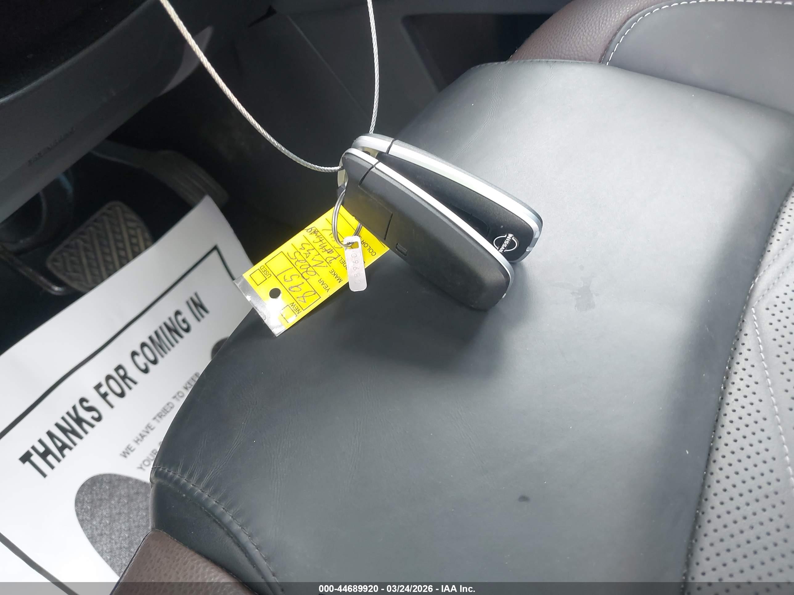 NISSAN PATHFINDER image 11