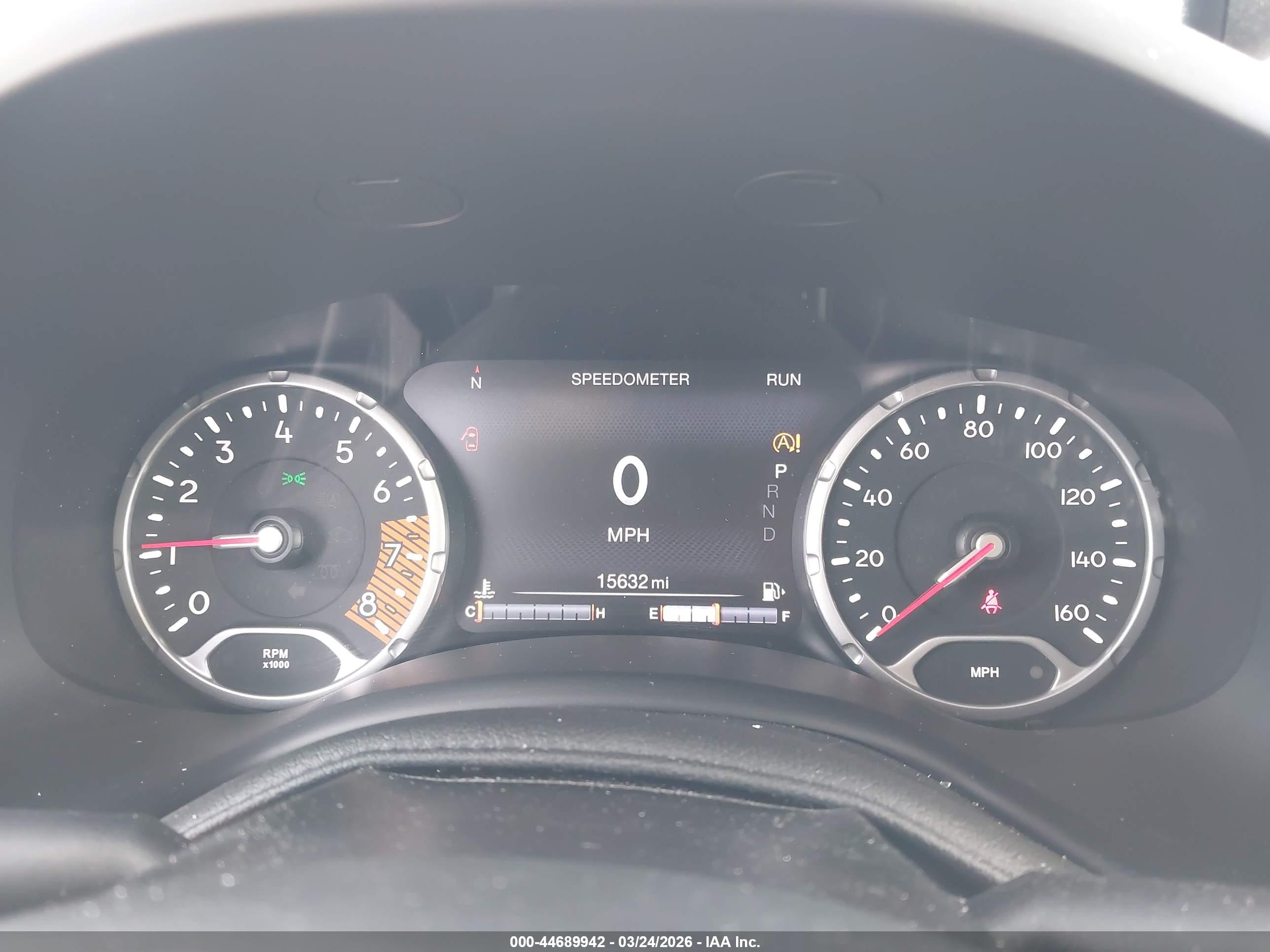 JEEP RENEGADE image 7