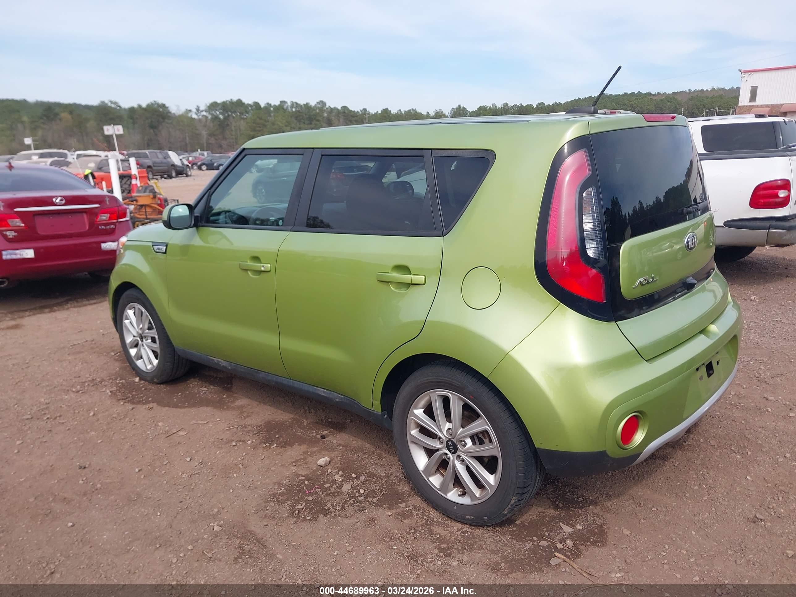 KIA SOUL image 3