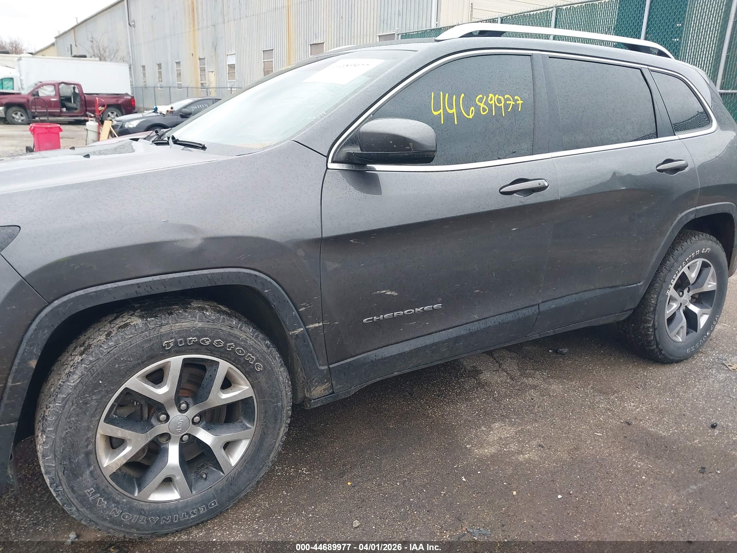 JEEP CHEROKEE image 6