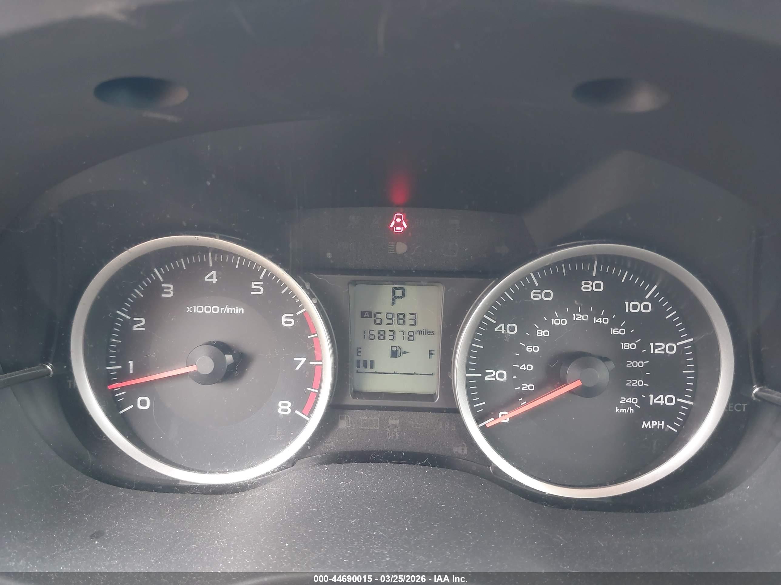 SUBARU FORESTER image 7