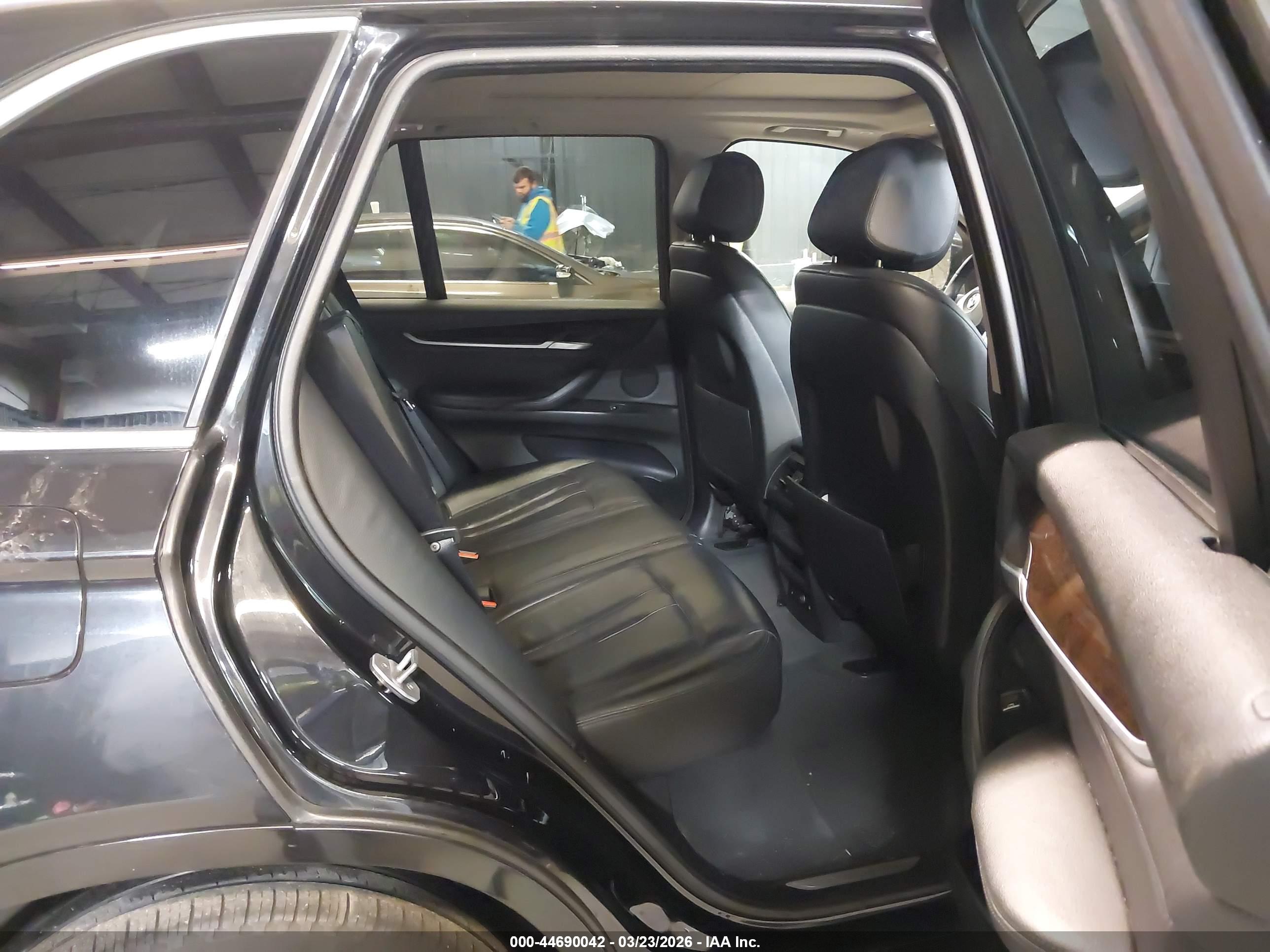 BMW X5 image 8