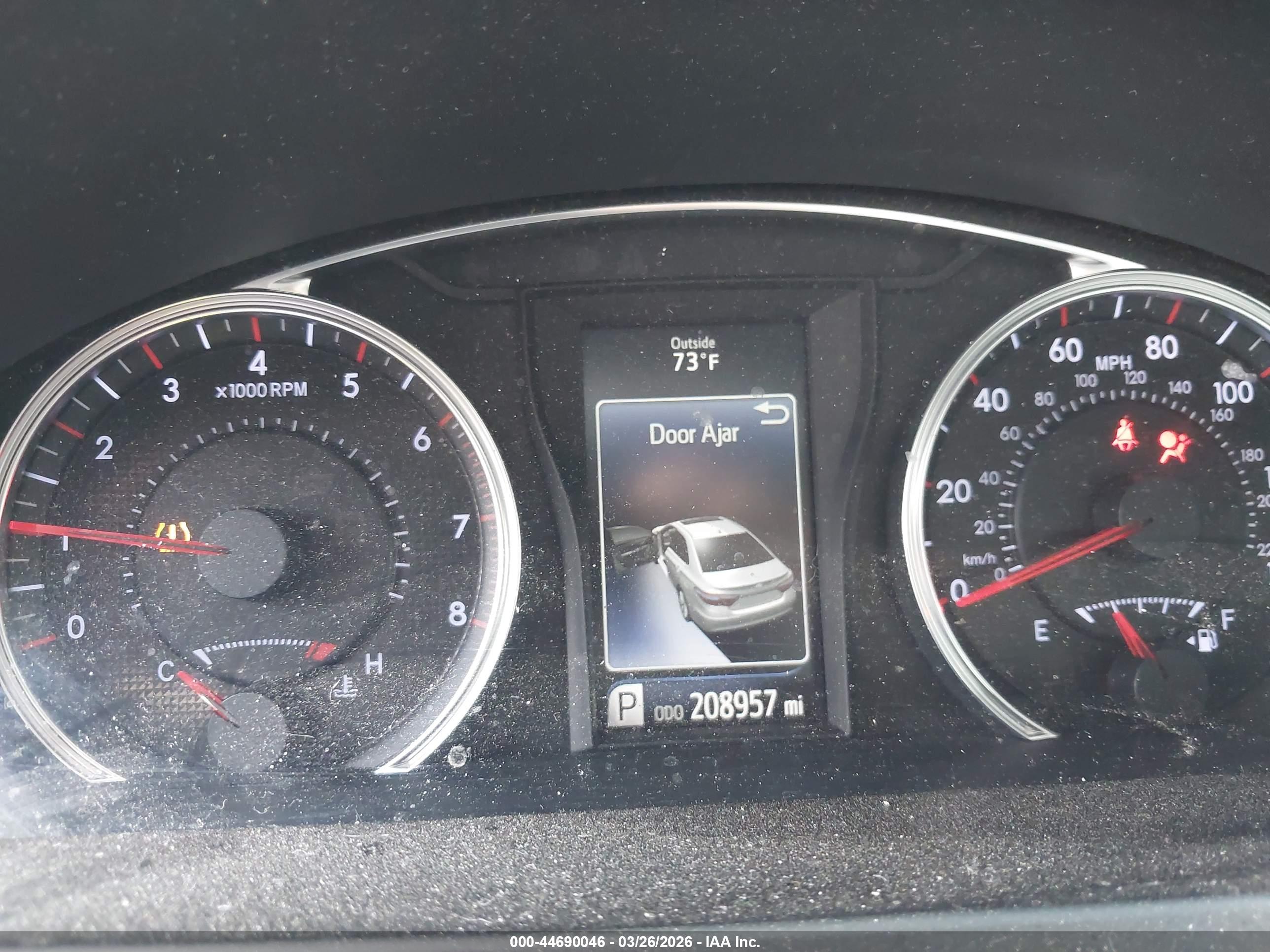 TOYOTA CAMRY image 7
