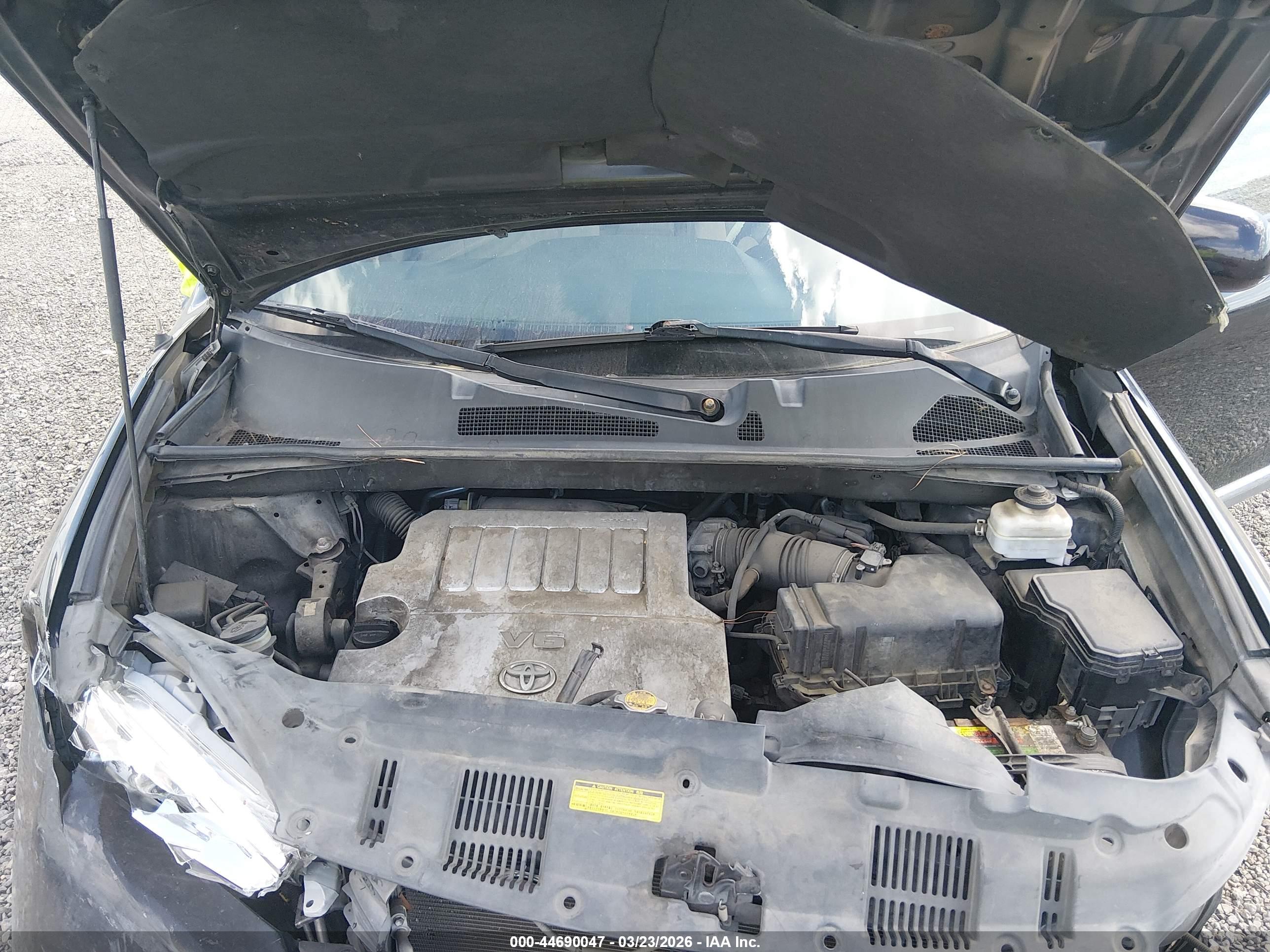 TOYOTA HIGHLANDER image 10