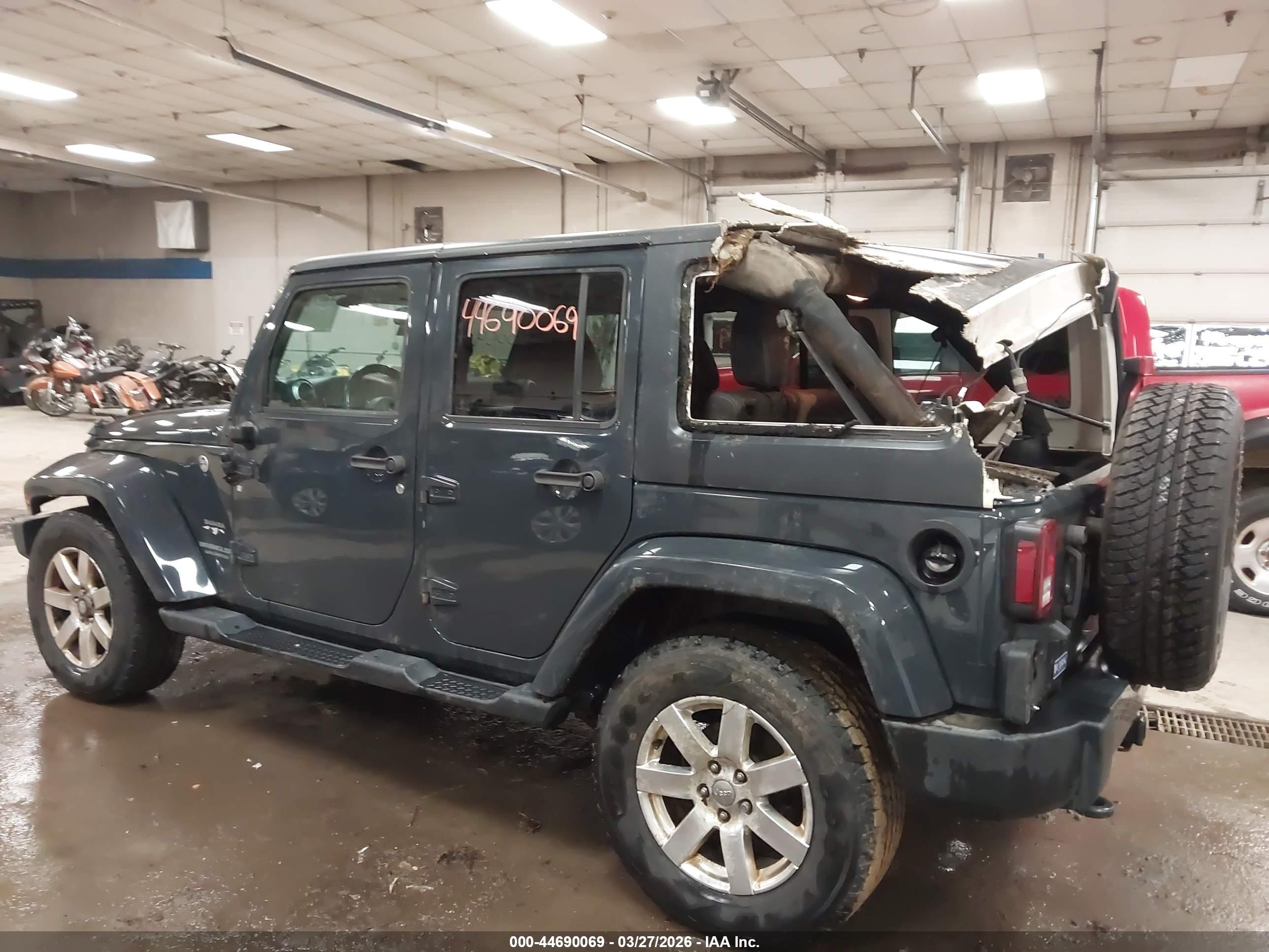 JEEP WRANGLER image 6