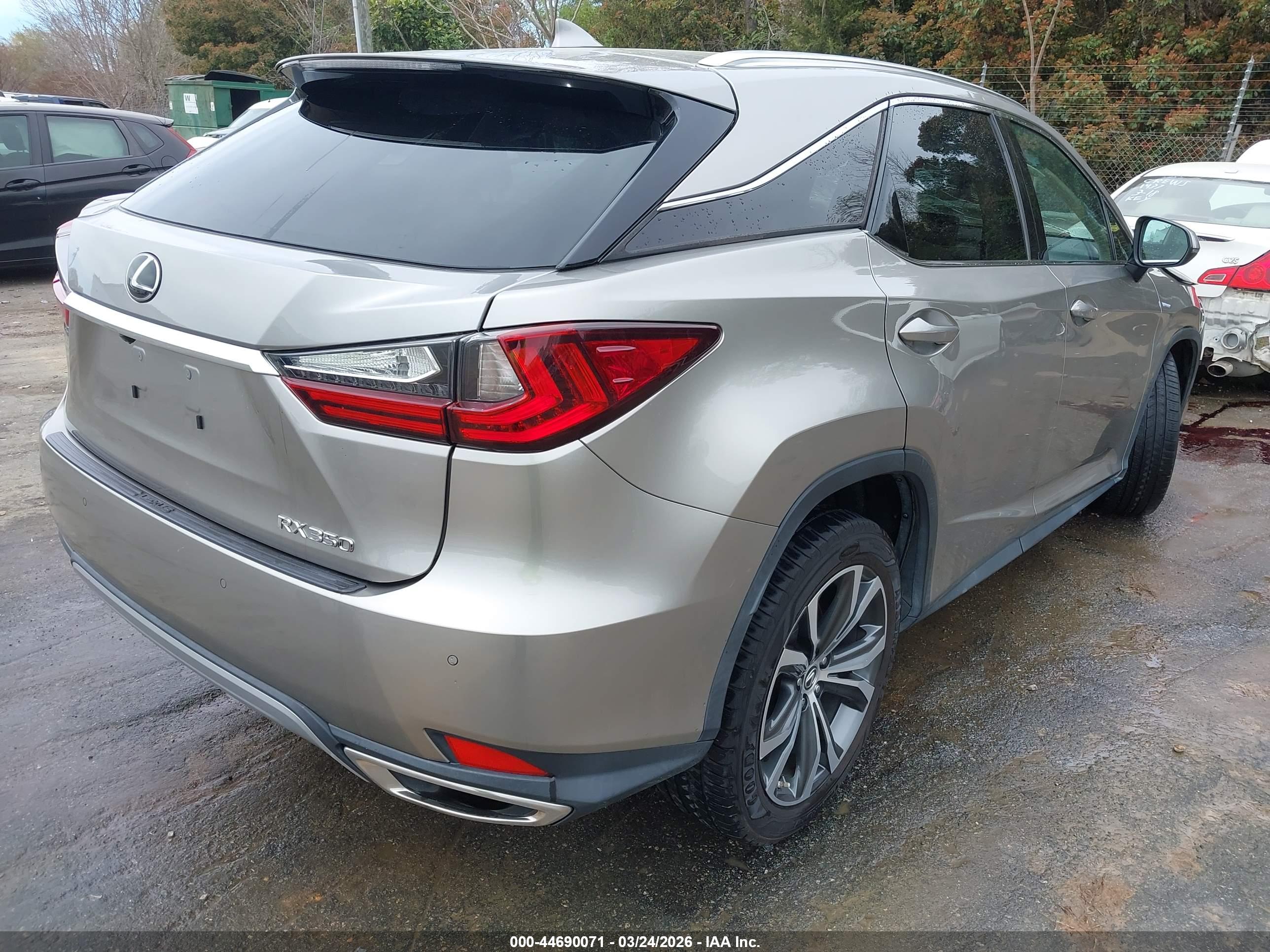 LEXUS RX image 4