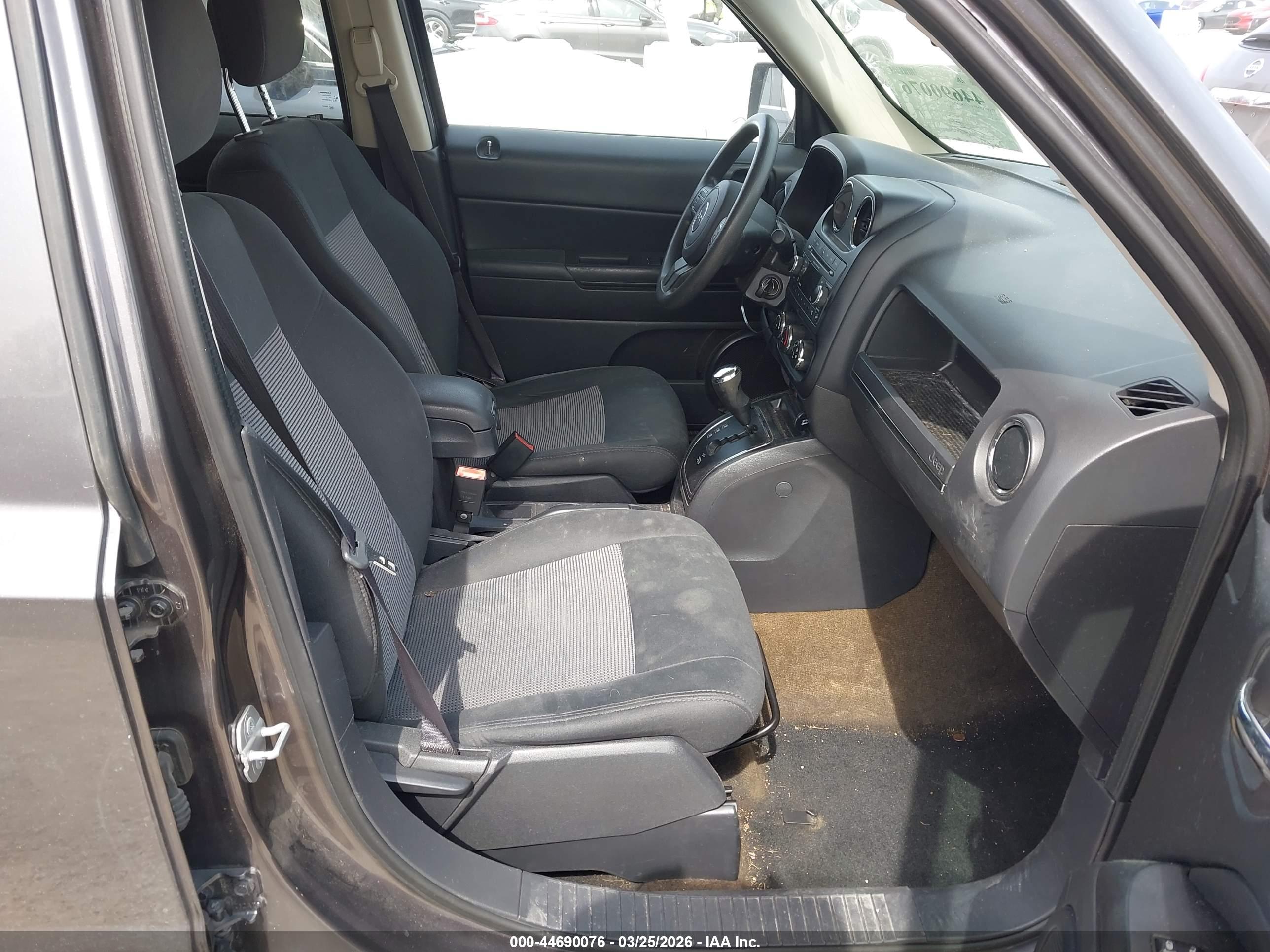 JEEP PATRIOT image 5