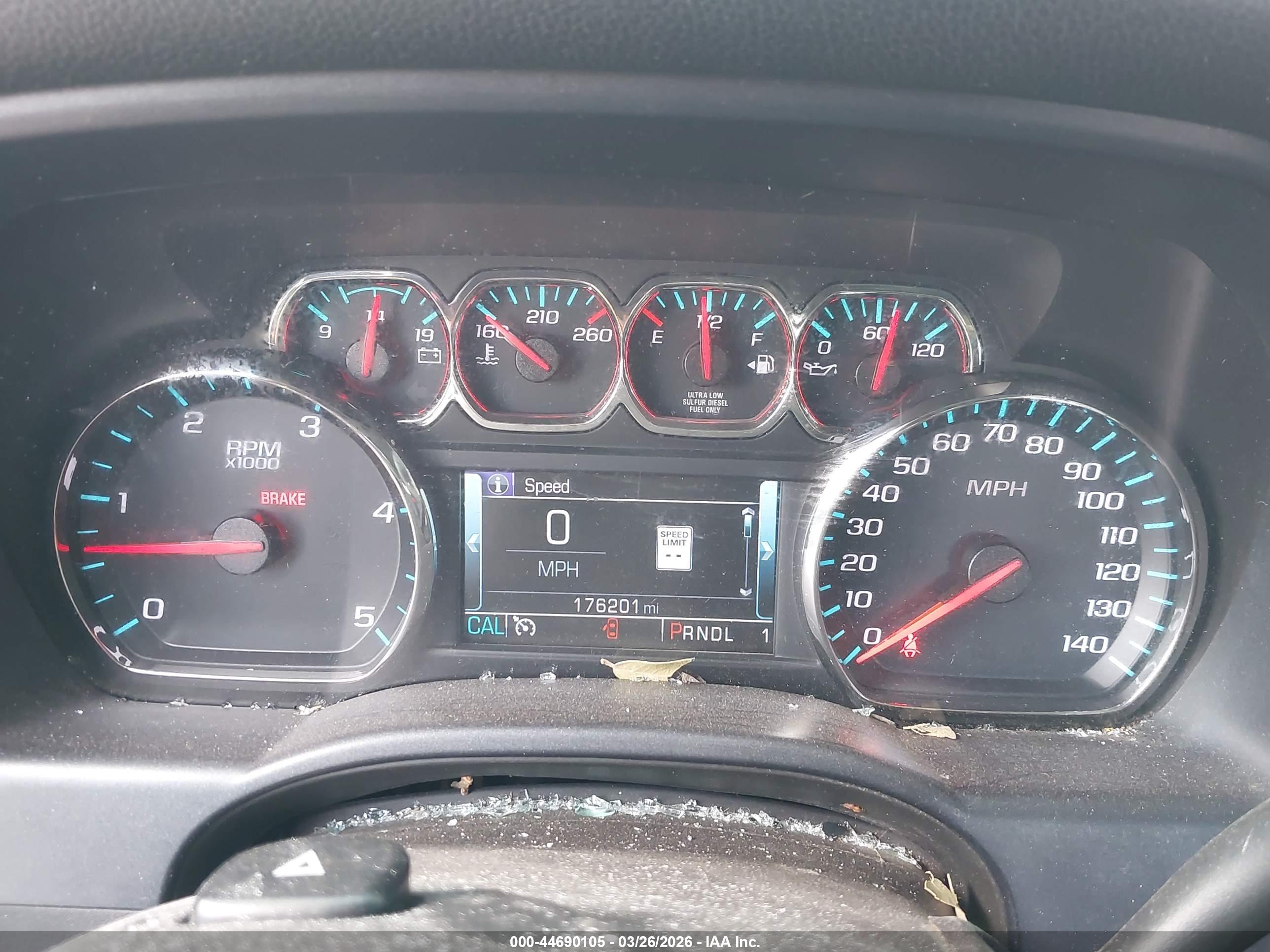 CHEVROLET SILVERADO image 6