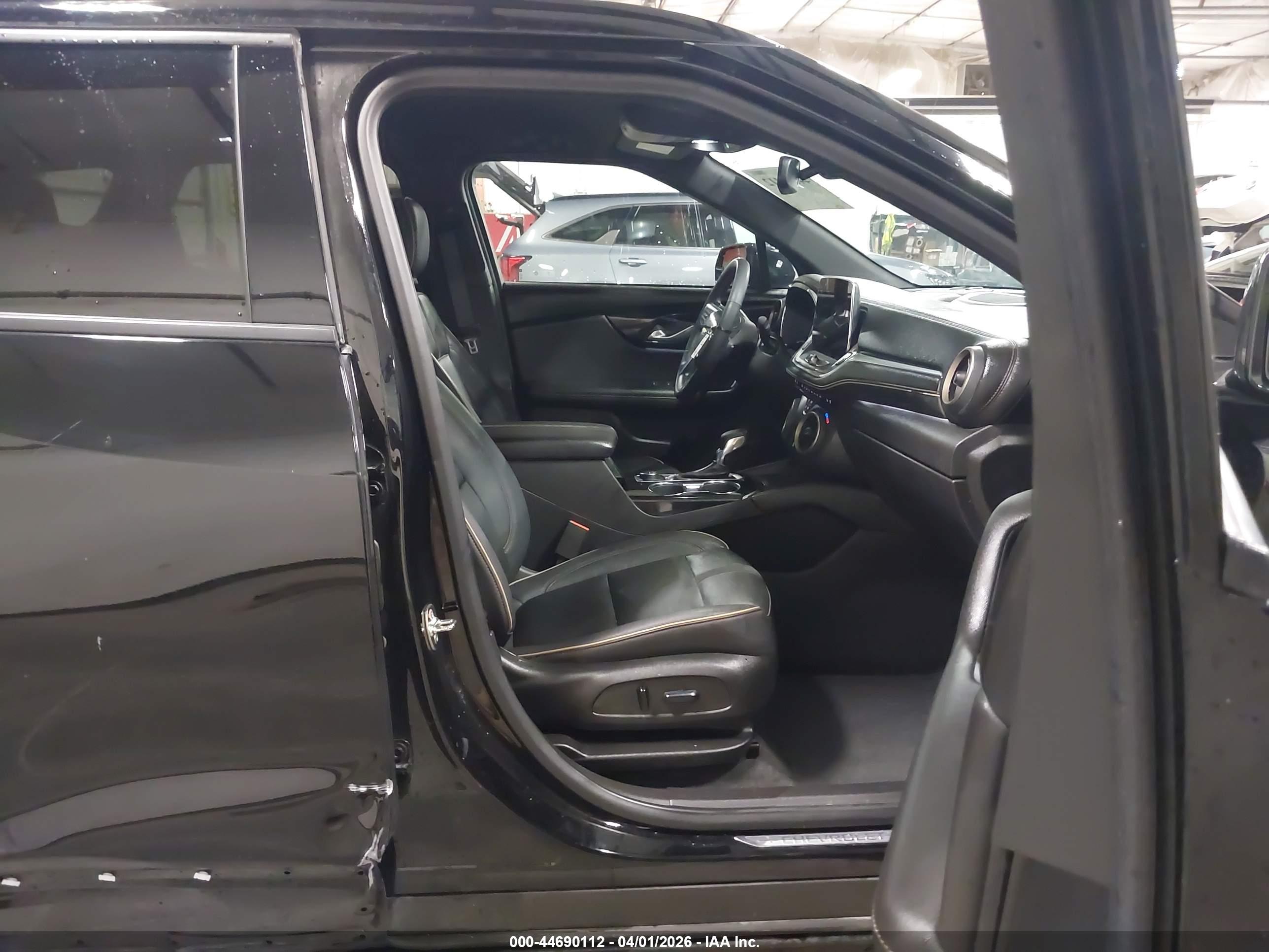 CHEVROLET BLAZER image 5