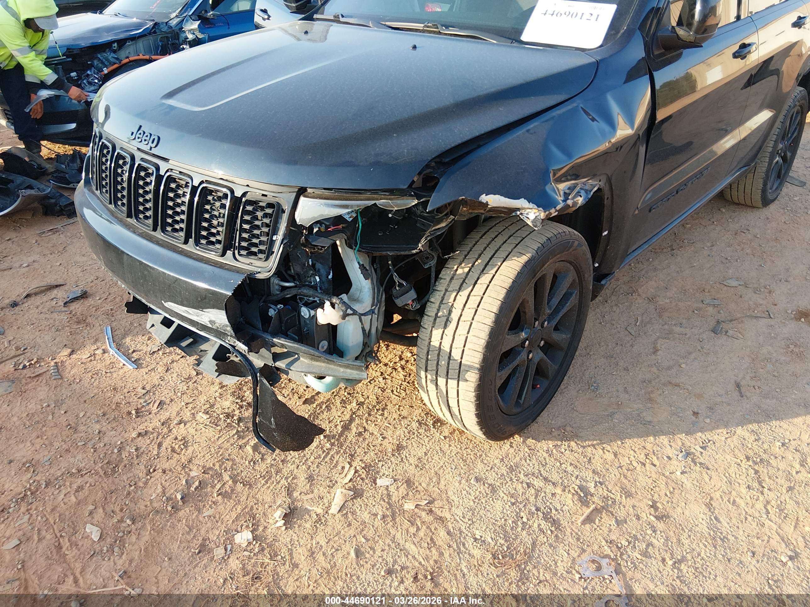 JEEP GRAND image 6