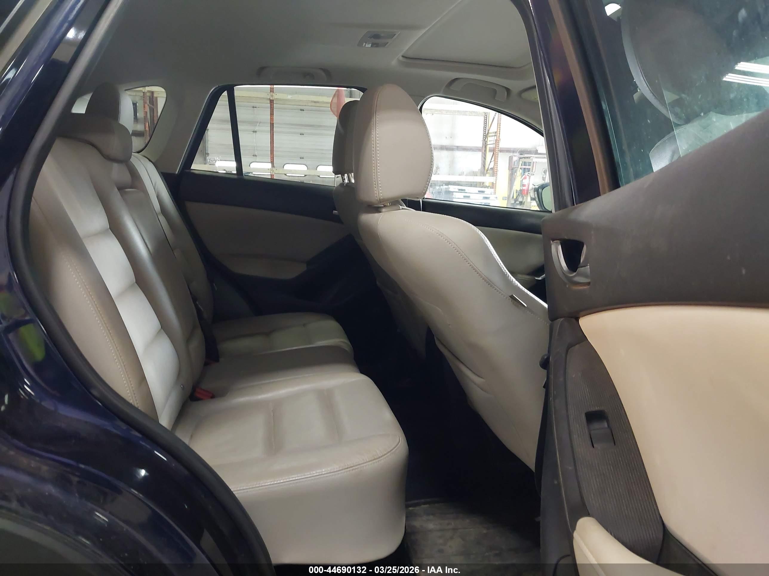 MAZDA CX-5 image 8