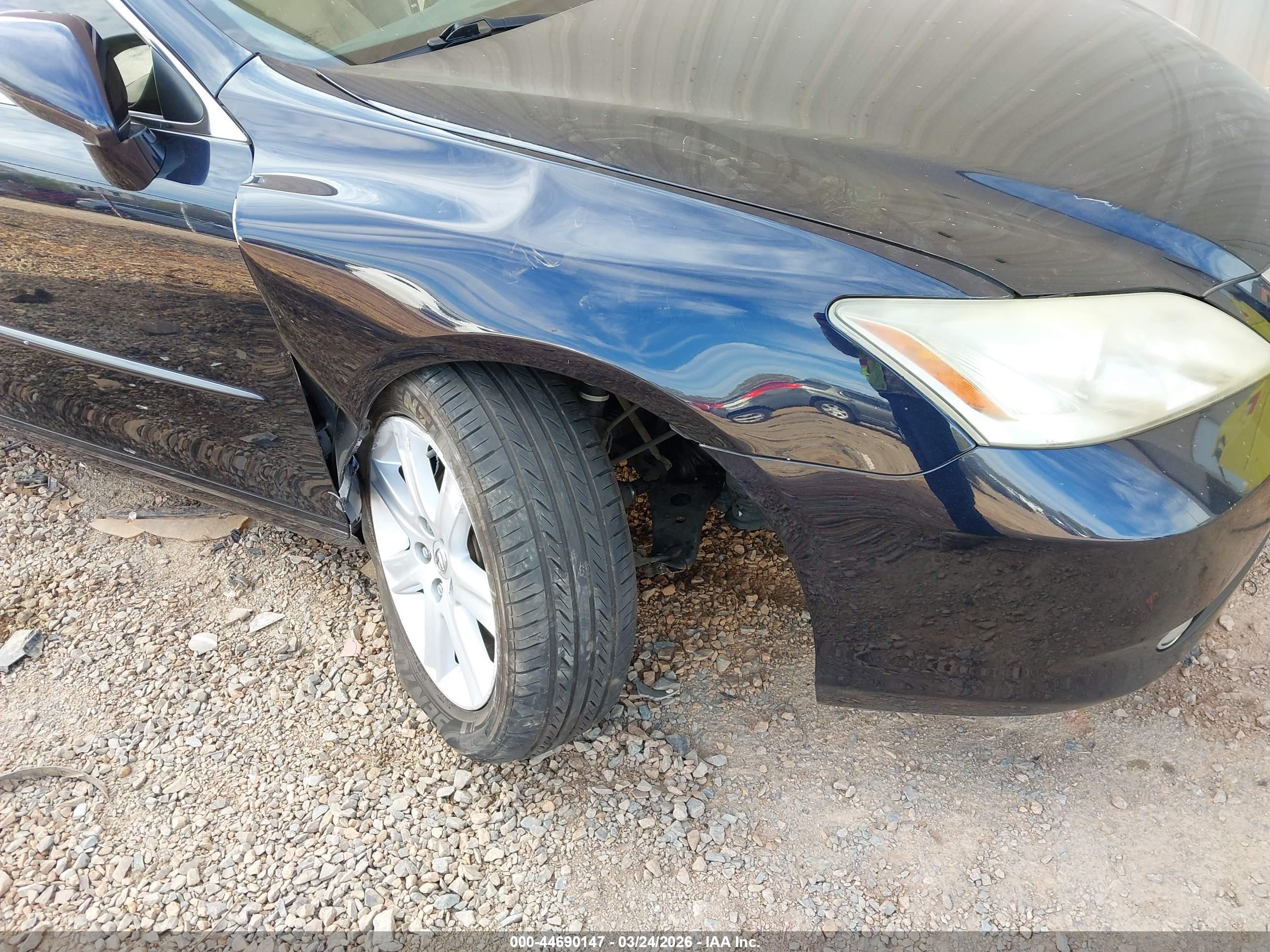 LEXUS ES image 6