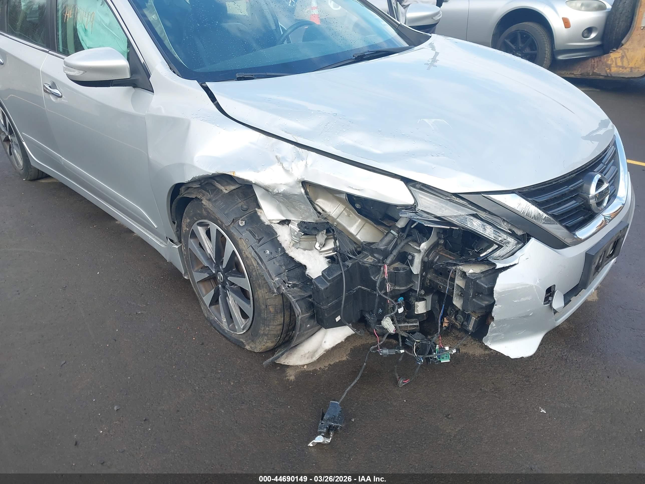 NISSAN ALTIMA image 6