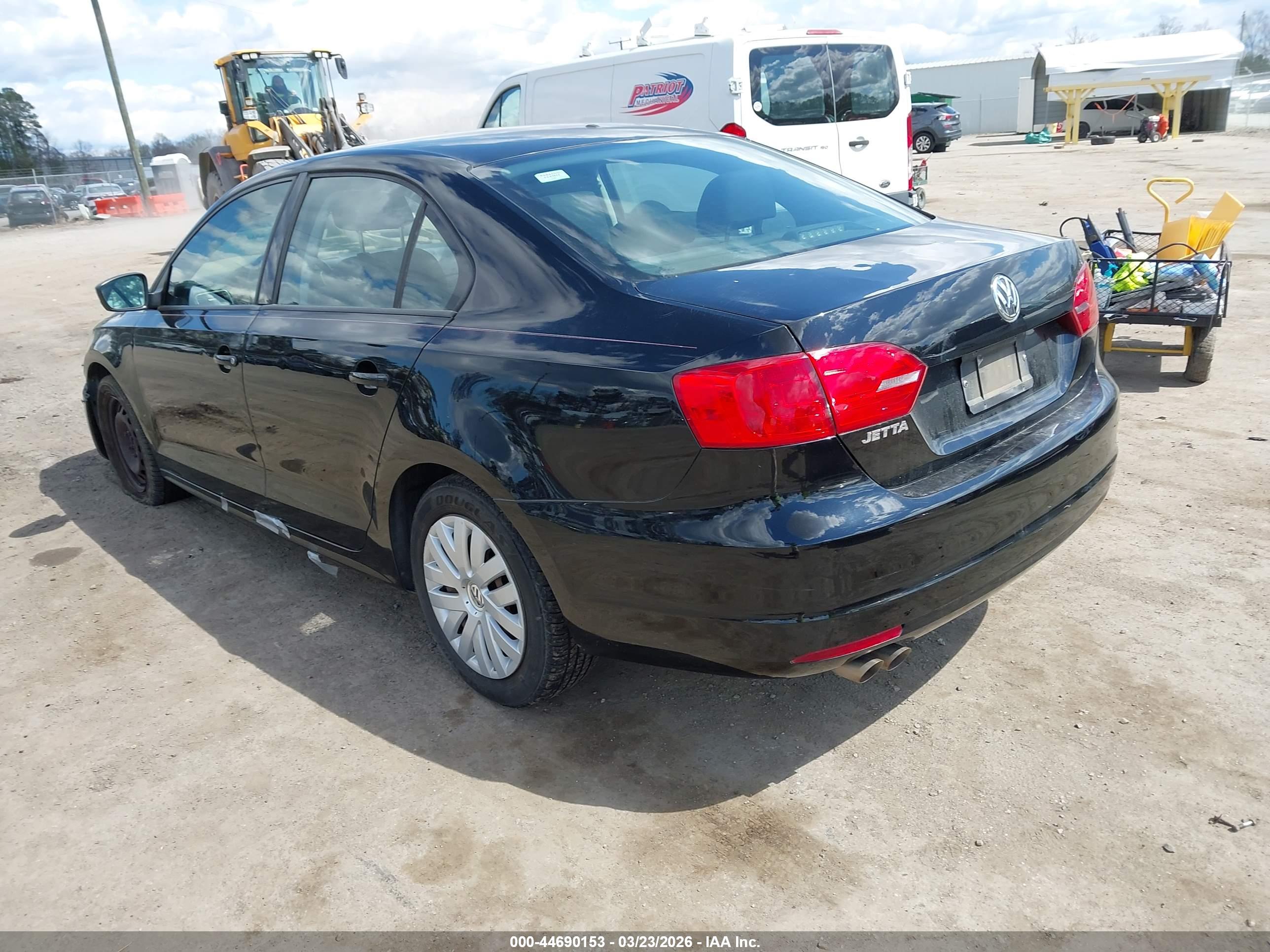 VOLKSWAGEN JETTA image 3