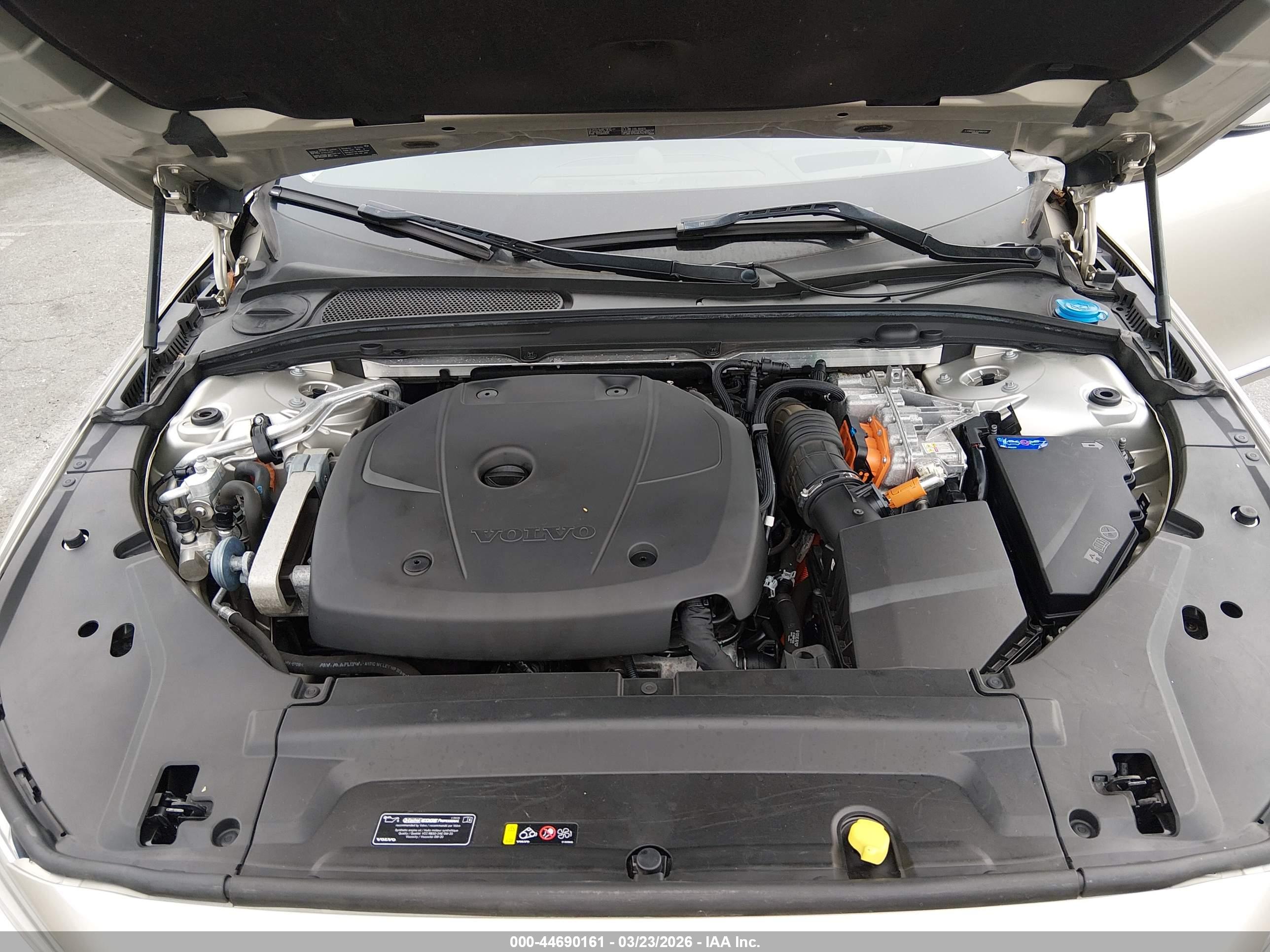 VOLVO S90 image 10