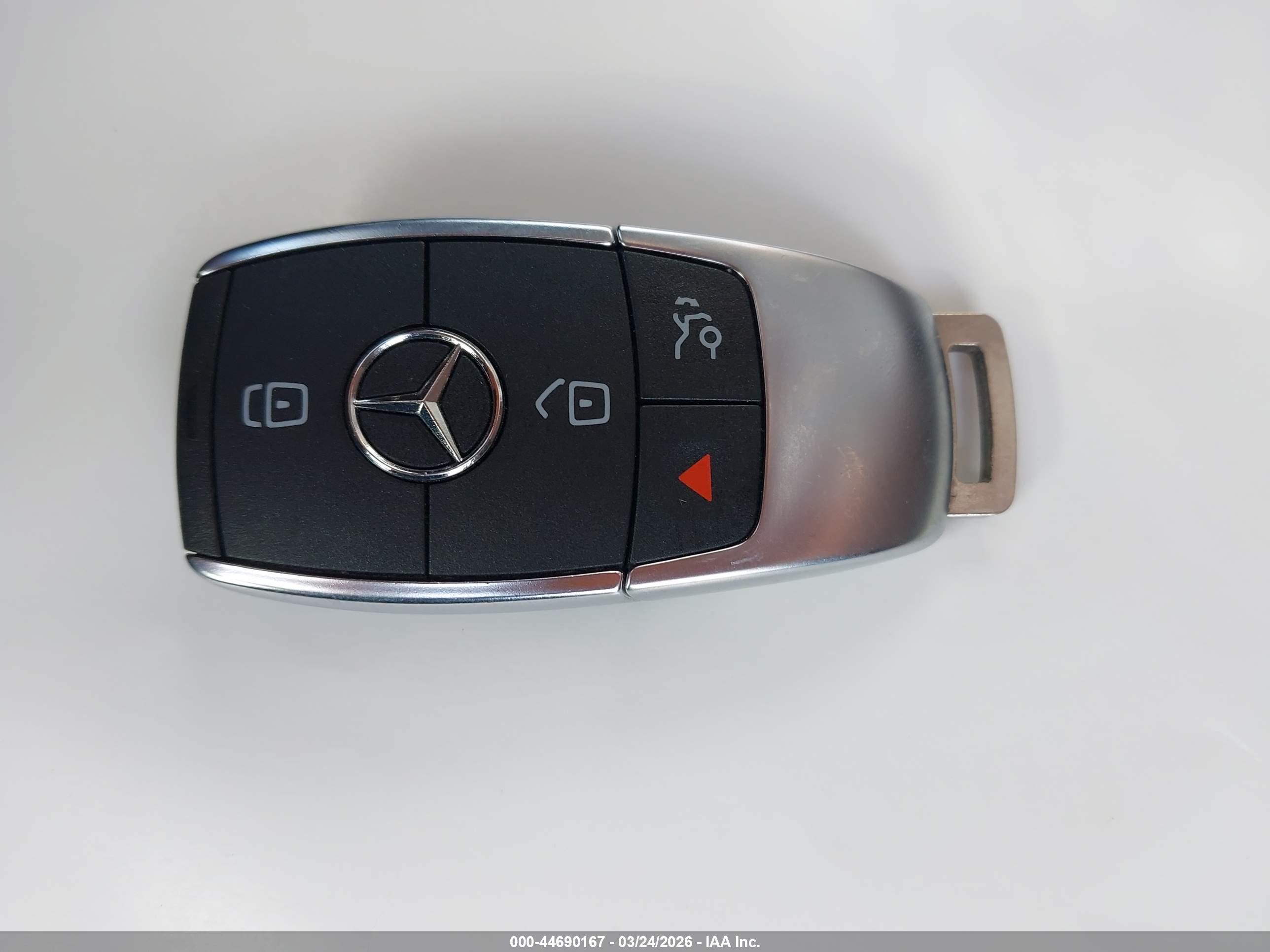 MERCEDES-BENZ GLE image 11