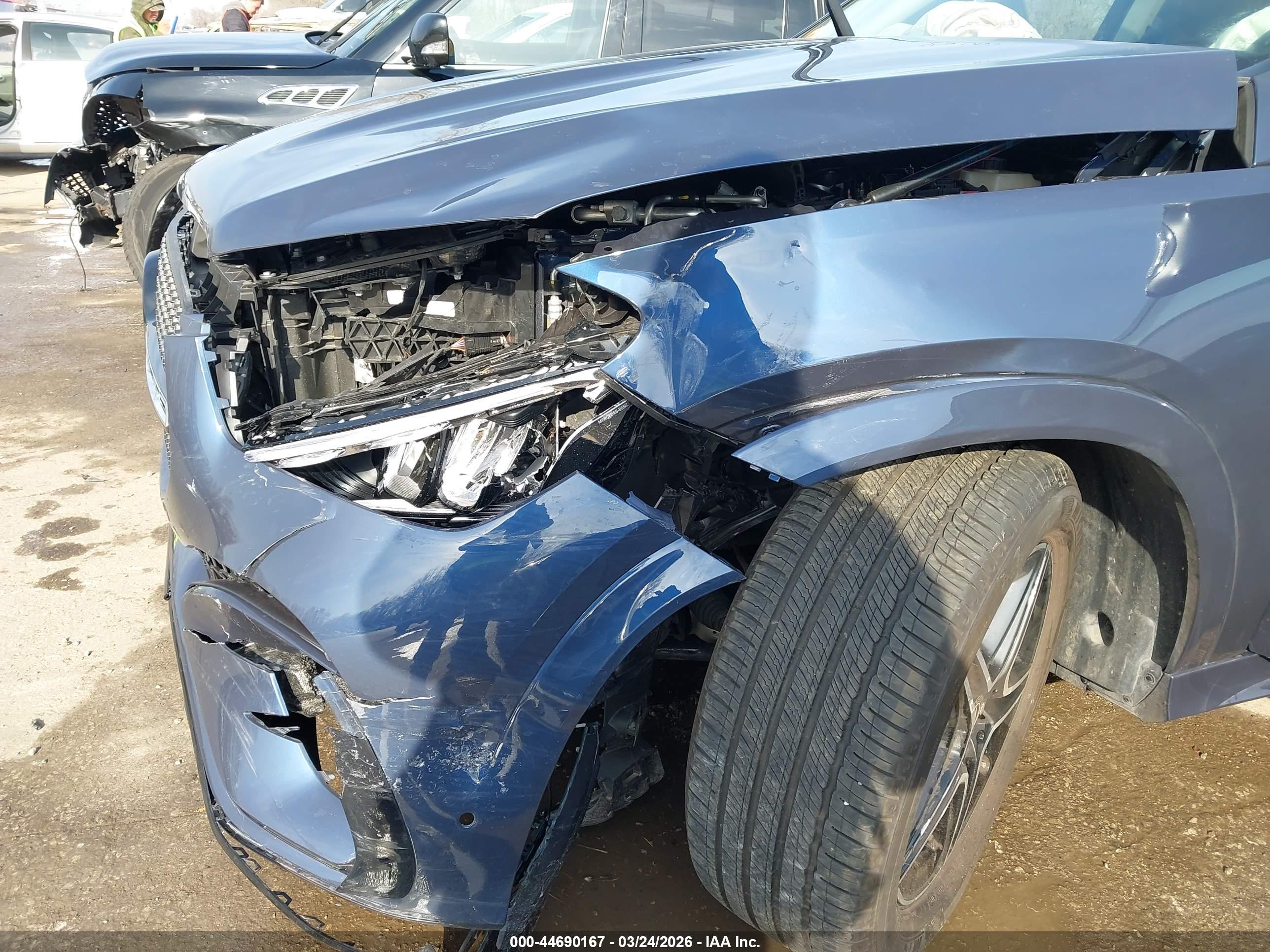 MERCEDES-BENZ GLE image 6