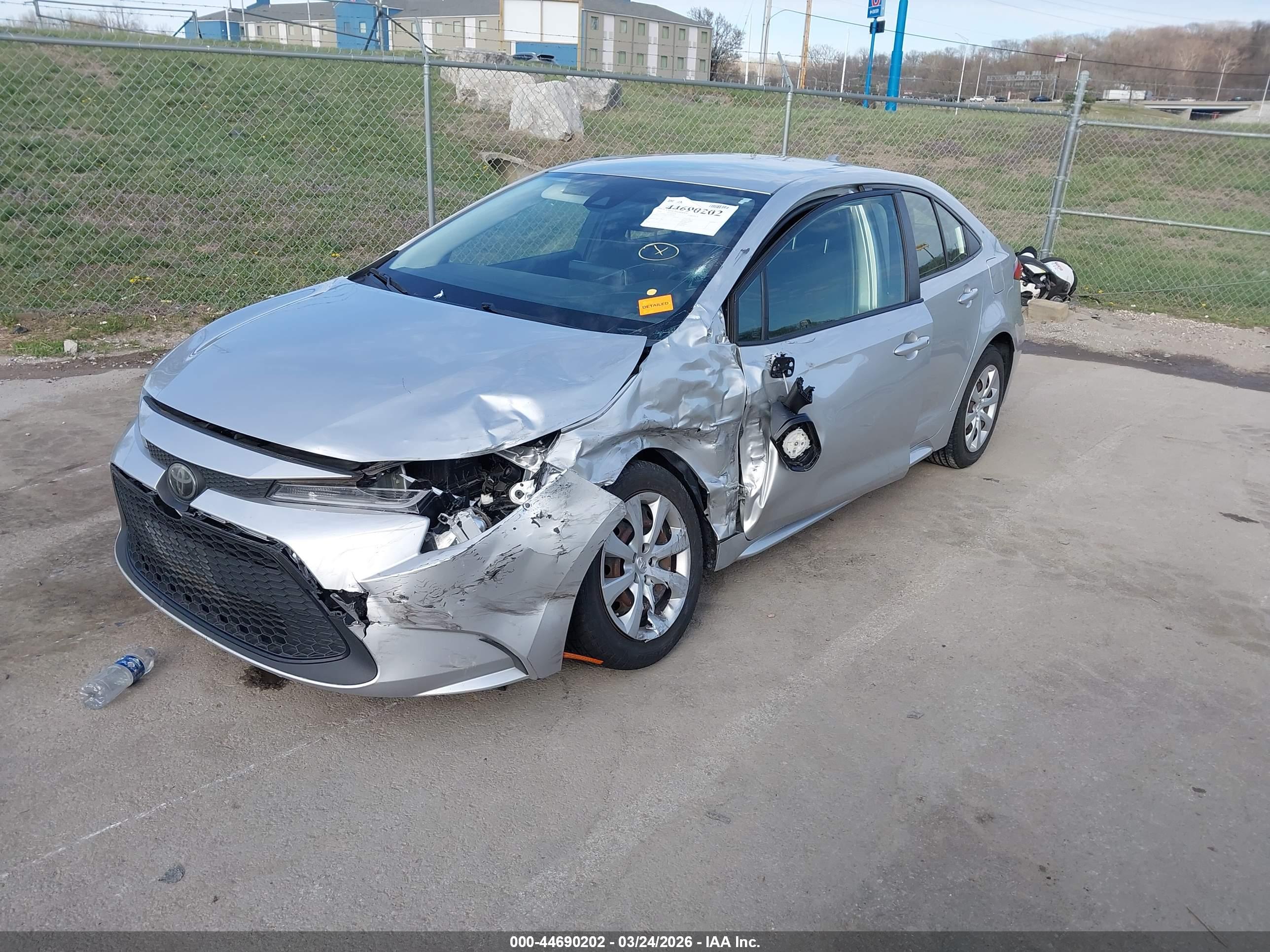 TOYOTA COROLLA image 2