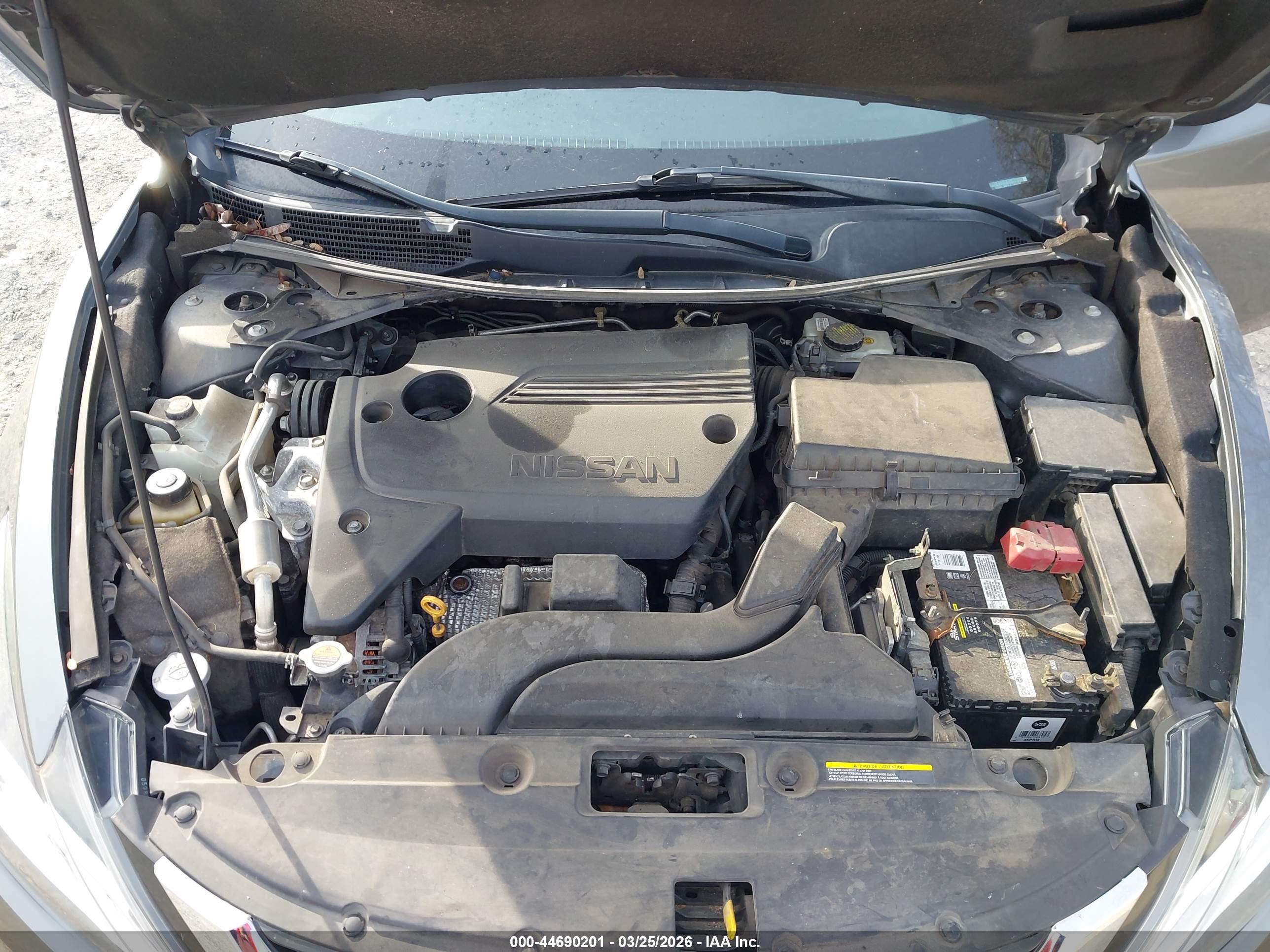 NISSAN ALTIMA image 10