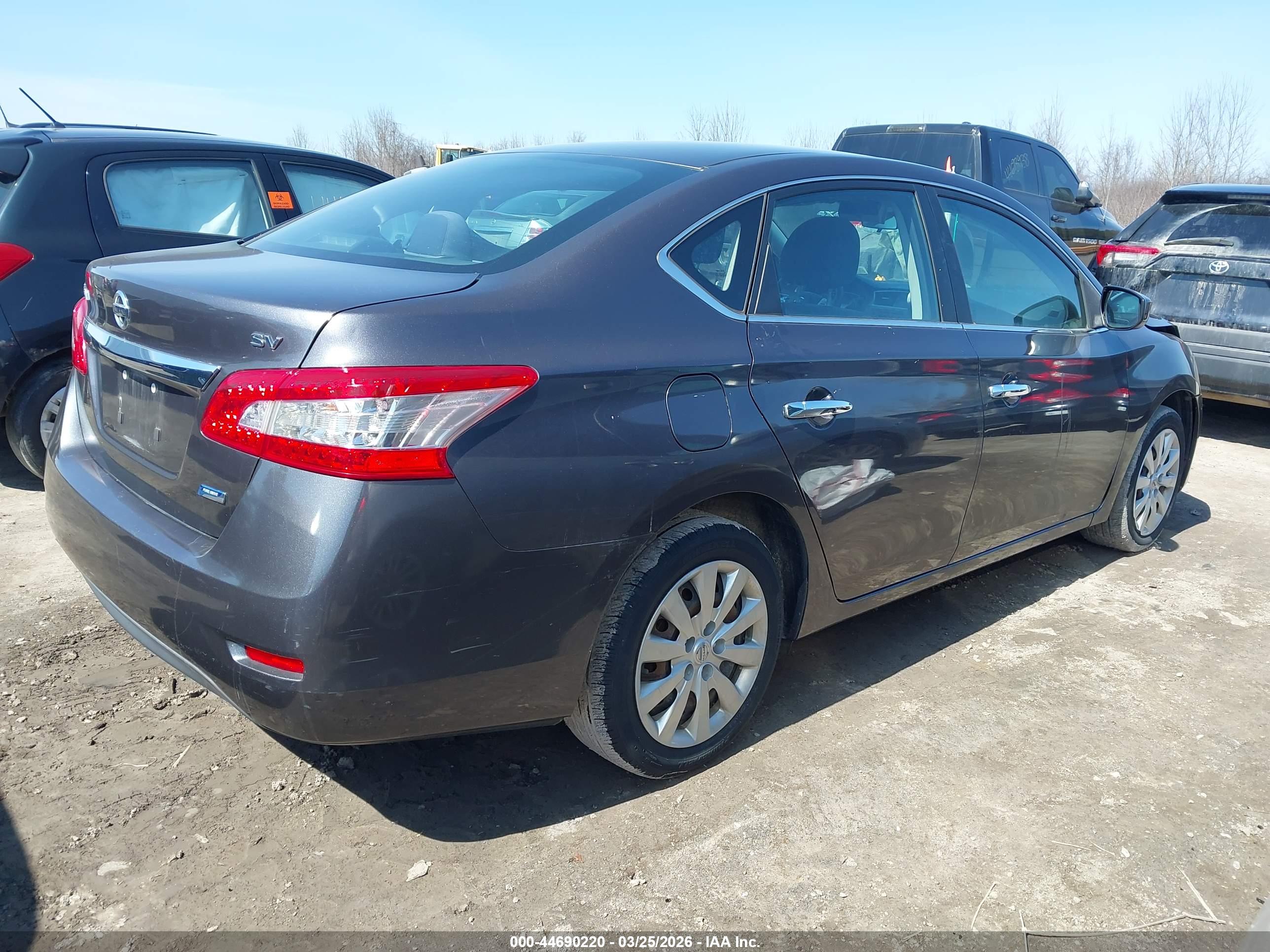 NISSAN SENTRA image 4