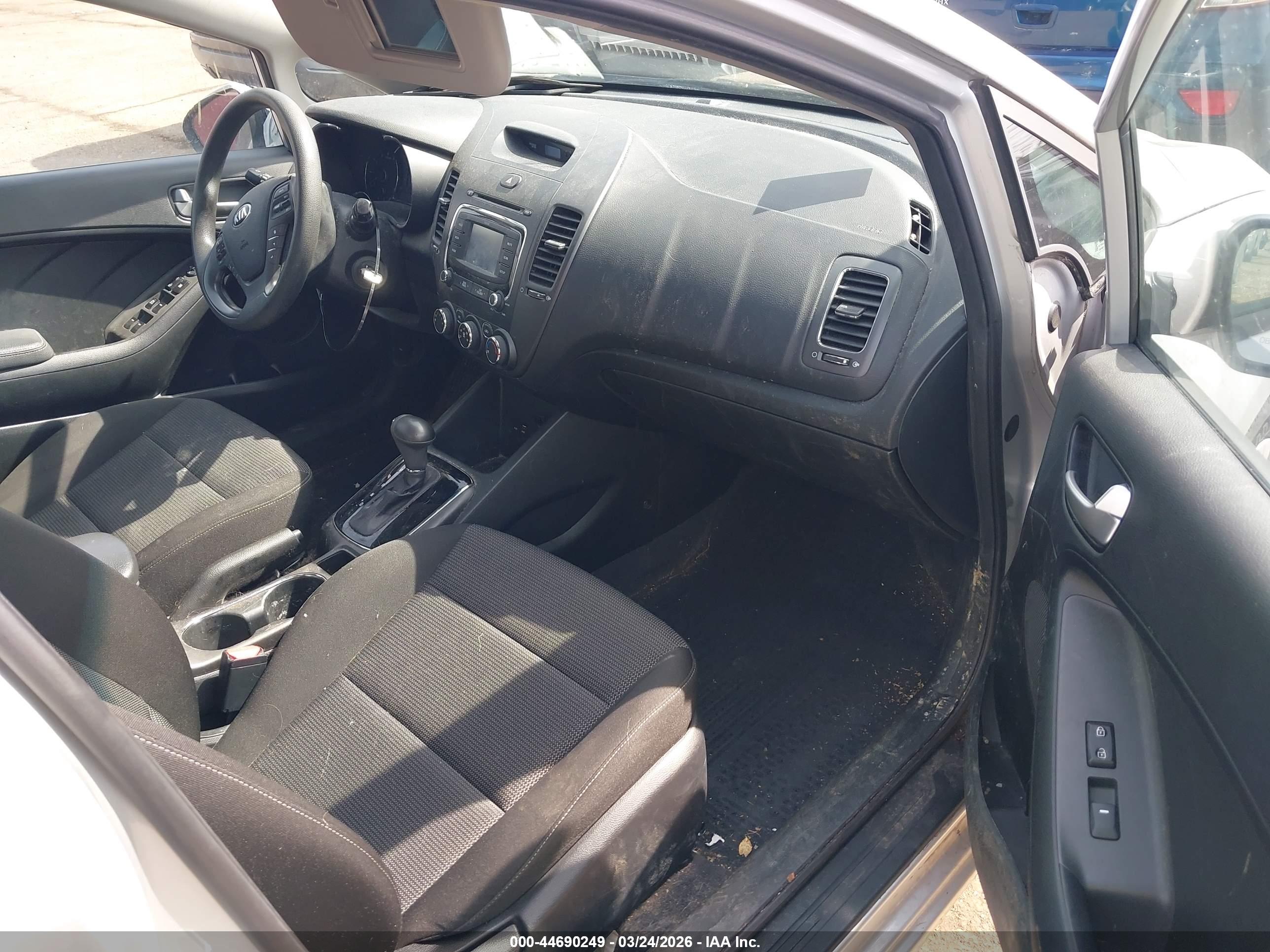 KIA FORTE image 5