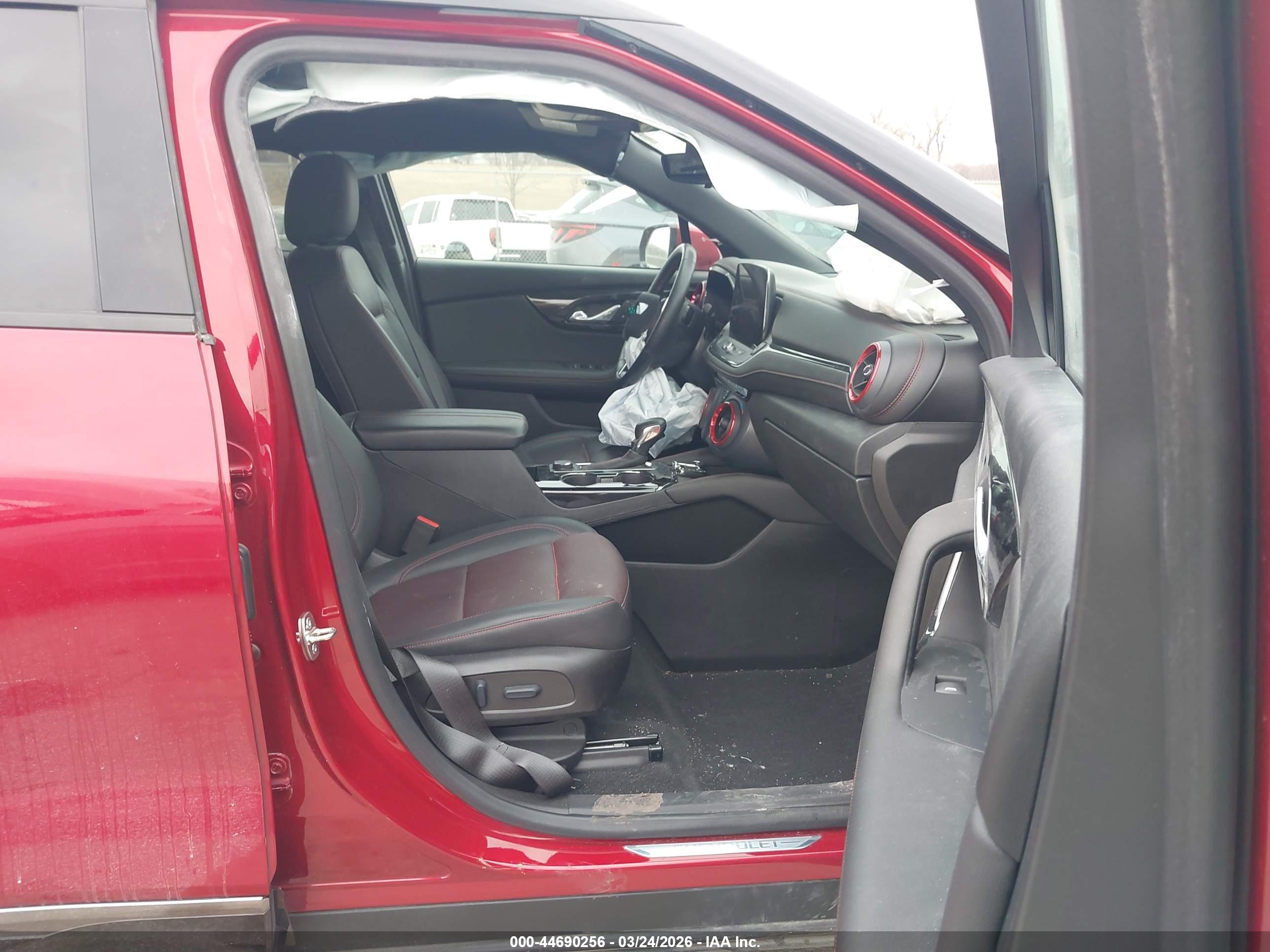 CHEVROLET BLAZER image 5