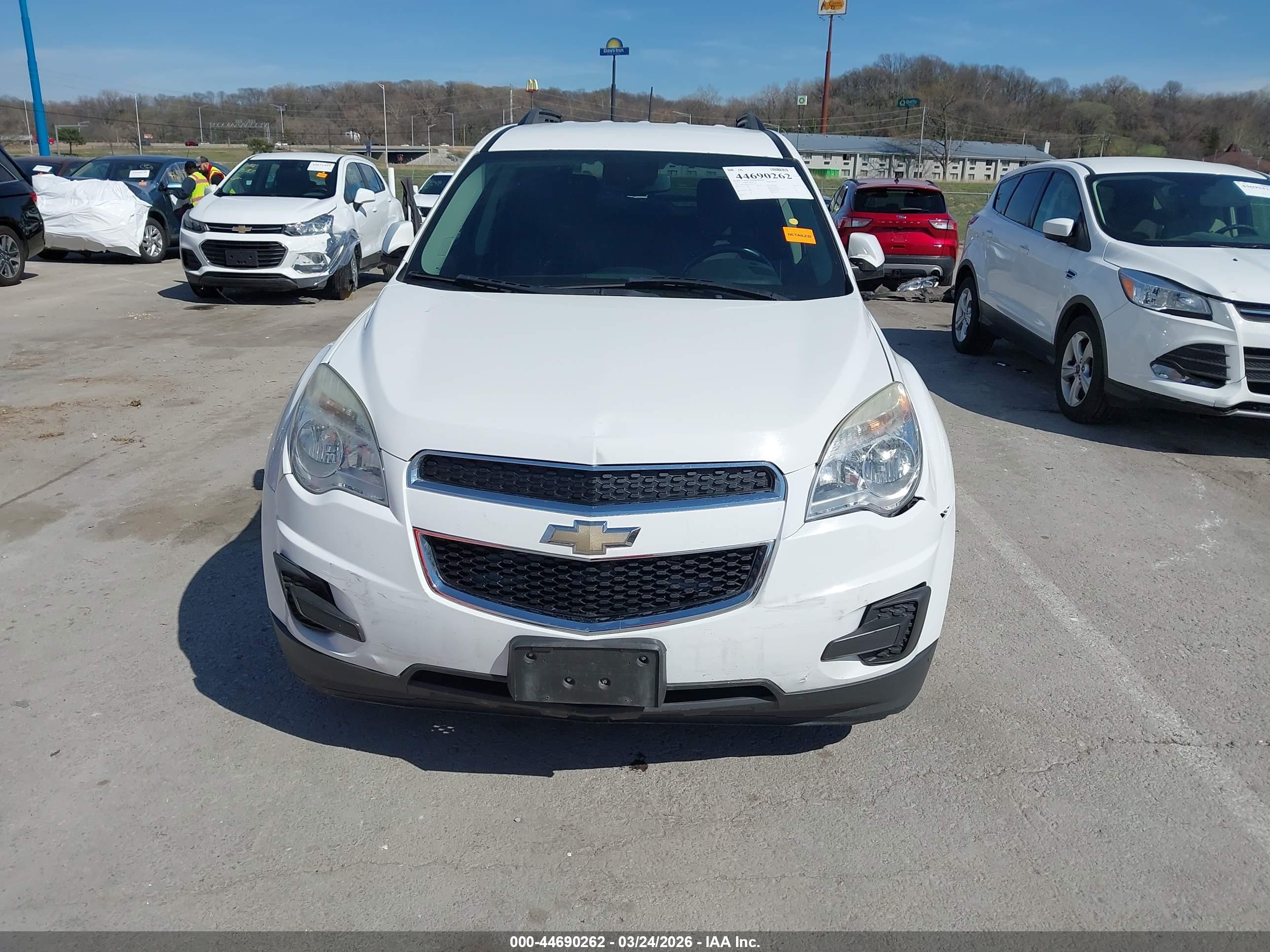 CHEVROLET EQUINOX image 6