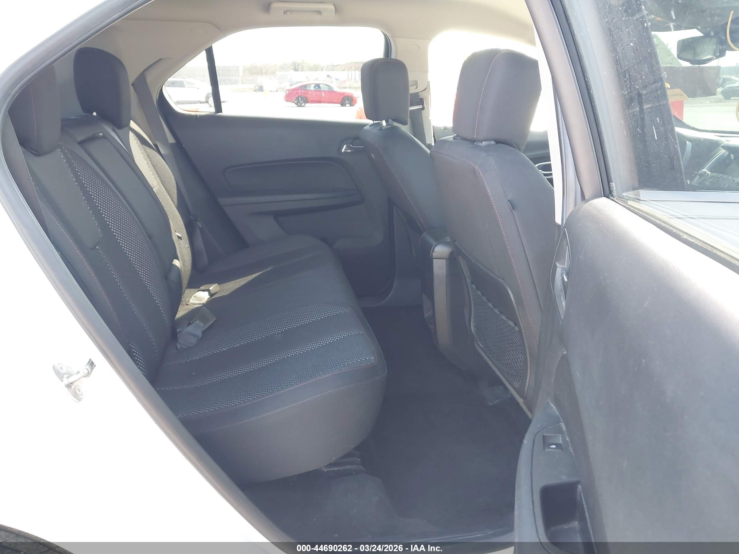 CHEVROLET EQUINOX image 8