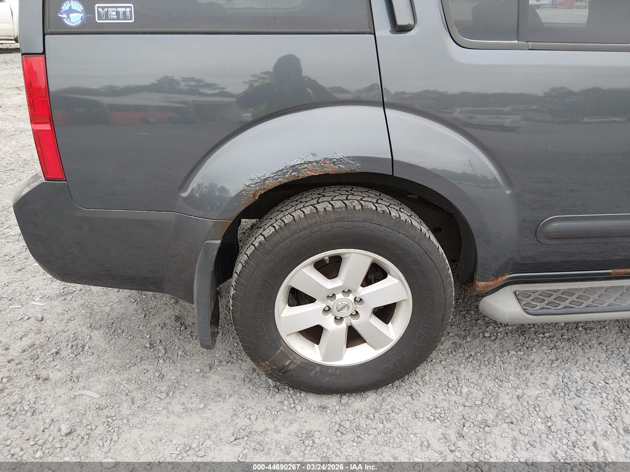 NISSAN PATHFINDER image 6