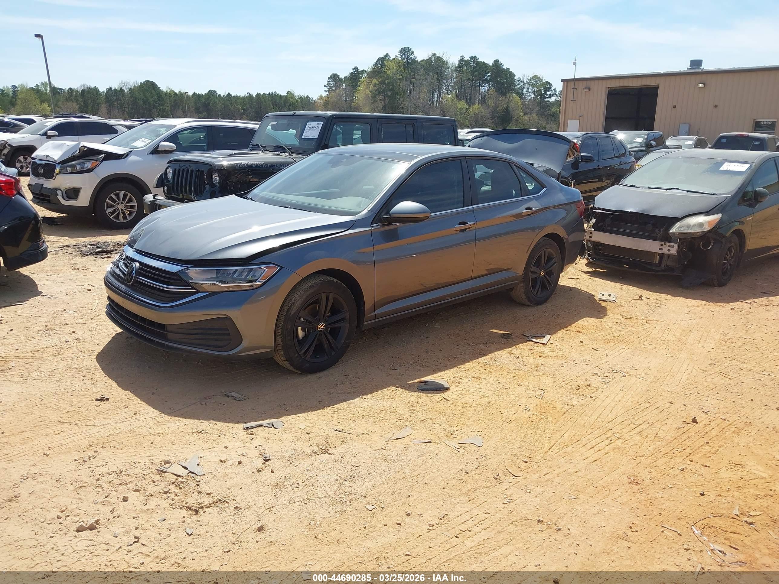VOLKSWAGEN JETTA image 2