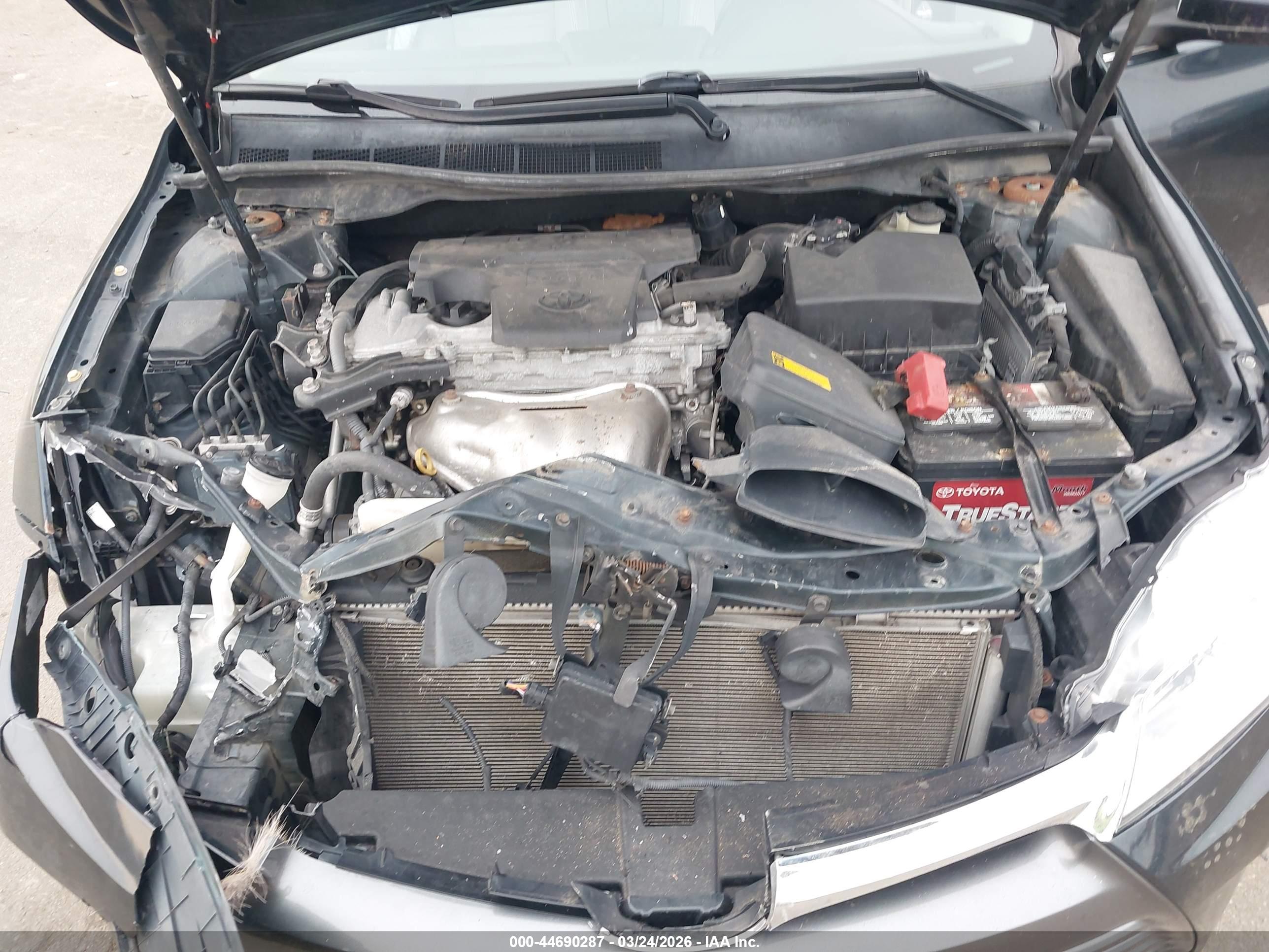 TOYOTA CAMRY image 10