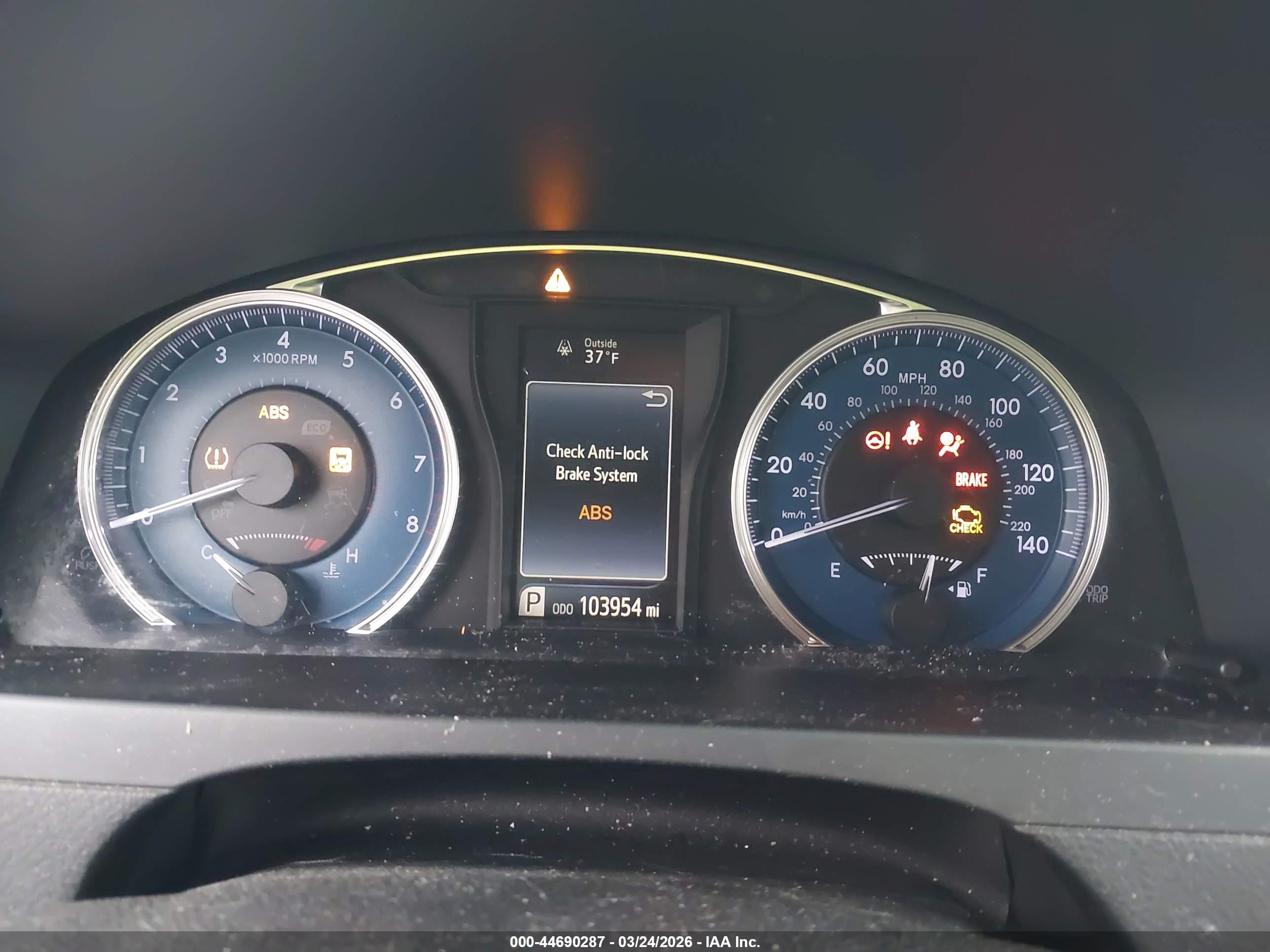 TOYOTA CAMRY image 7